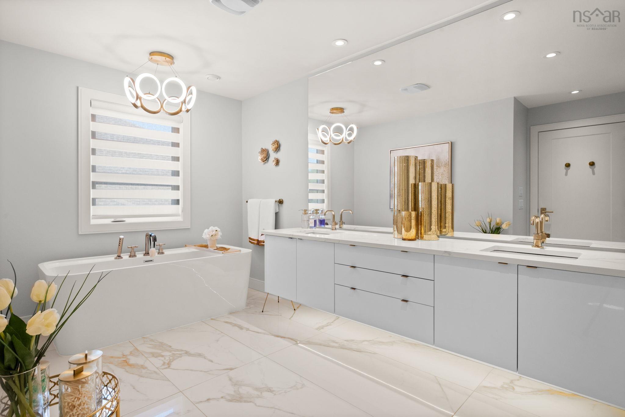 $1,975,000.00: 27 Cairnstone Lane, Bedford