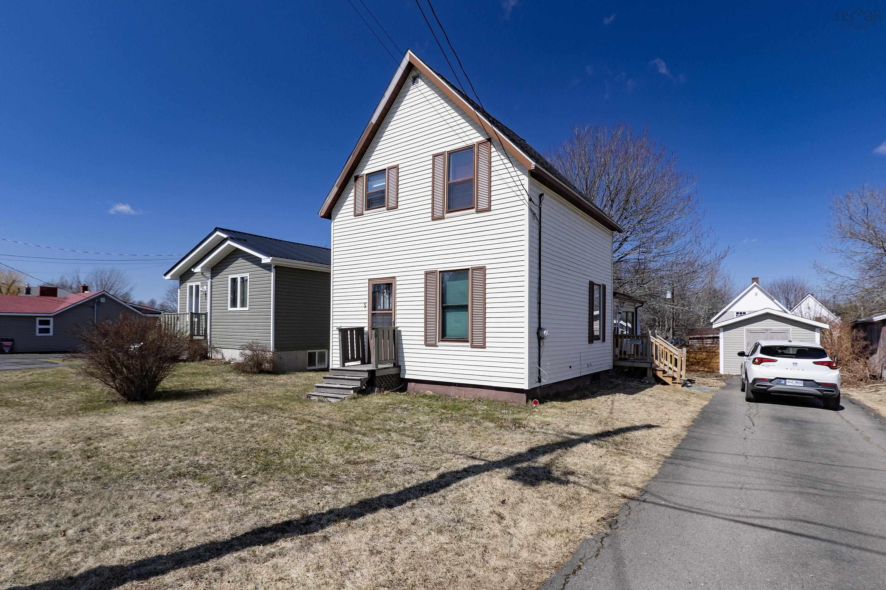 $164,900.00: 5 Minto Street, Amherst