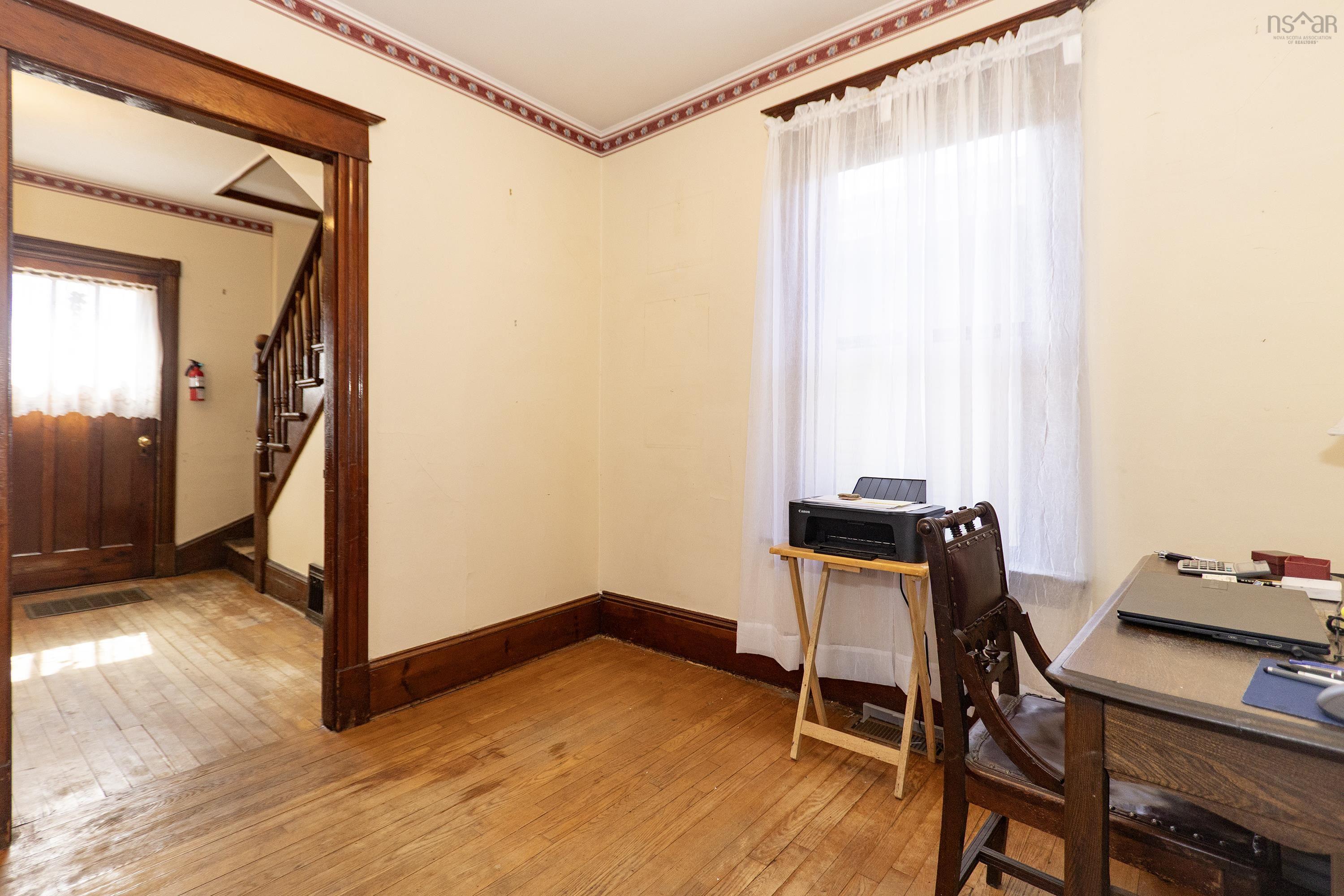 $164,900.00: 5 Minto Street, Amherst