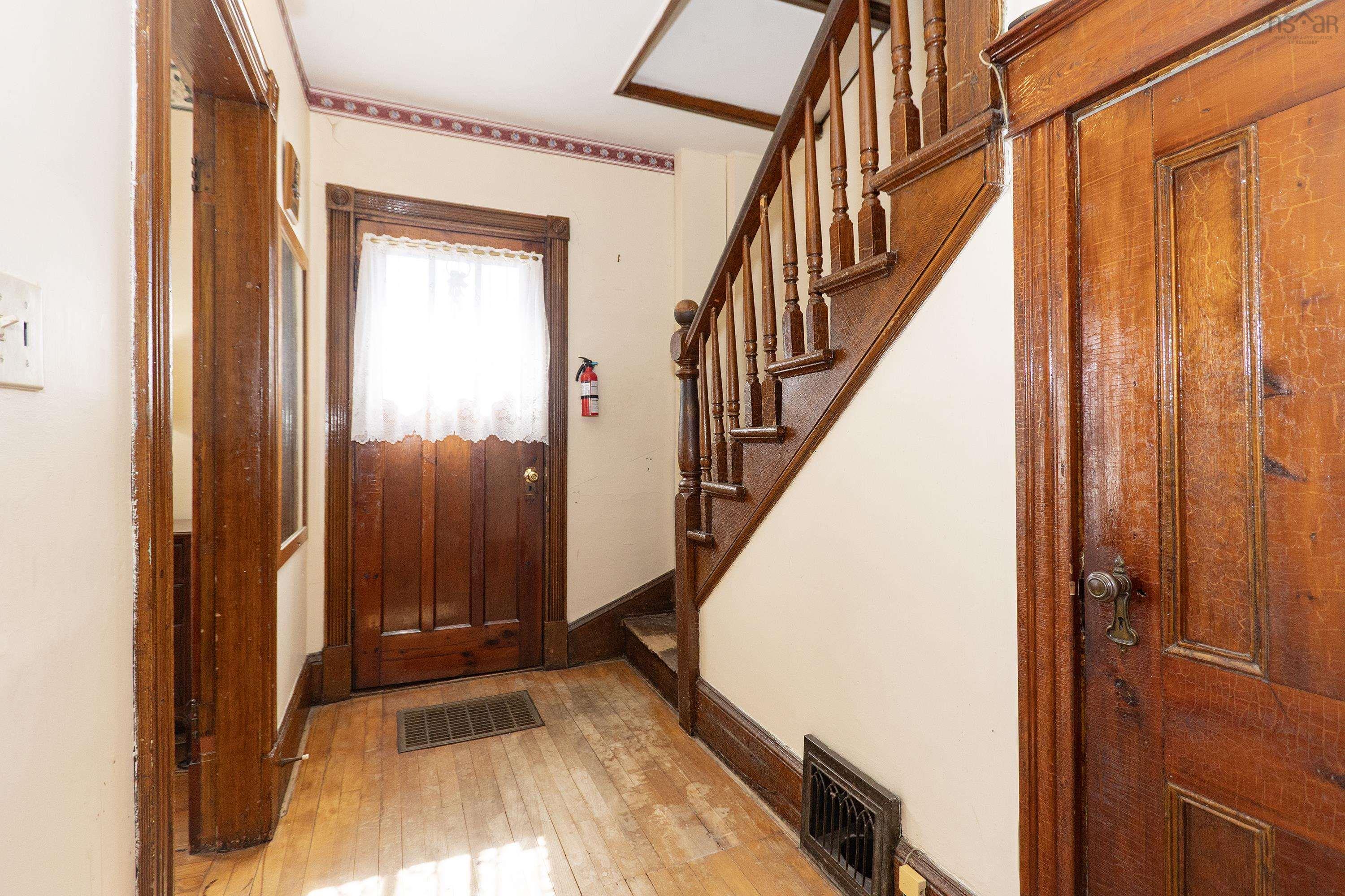 $164,900.00: 5 Minto Street, Amherst