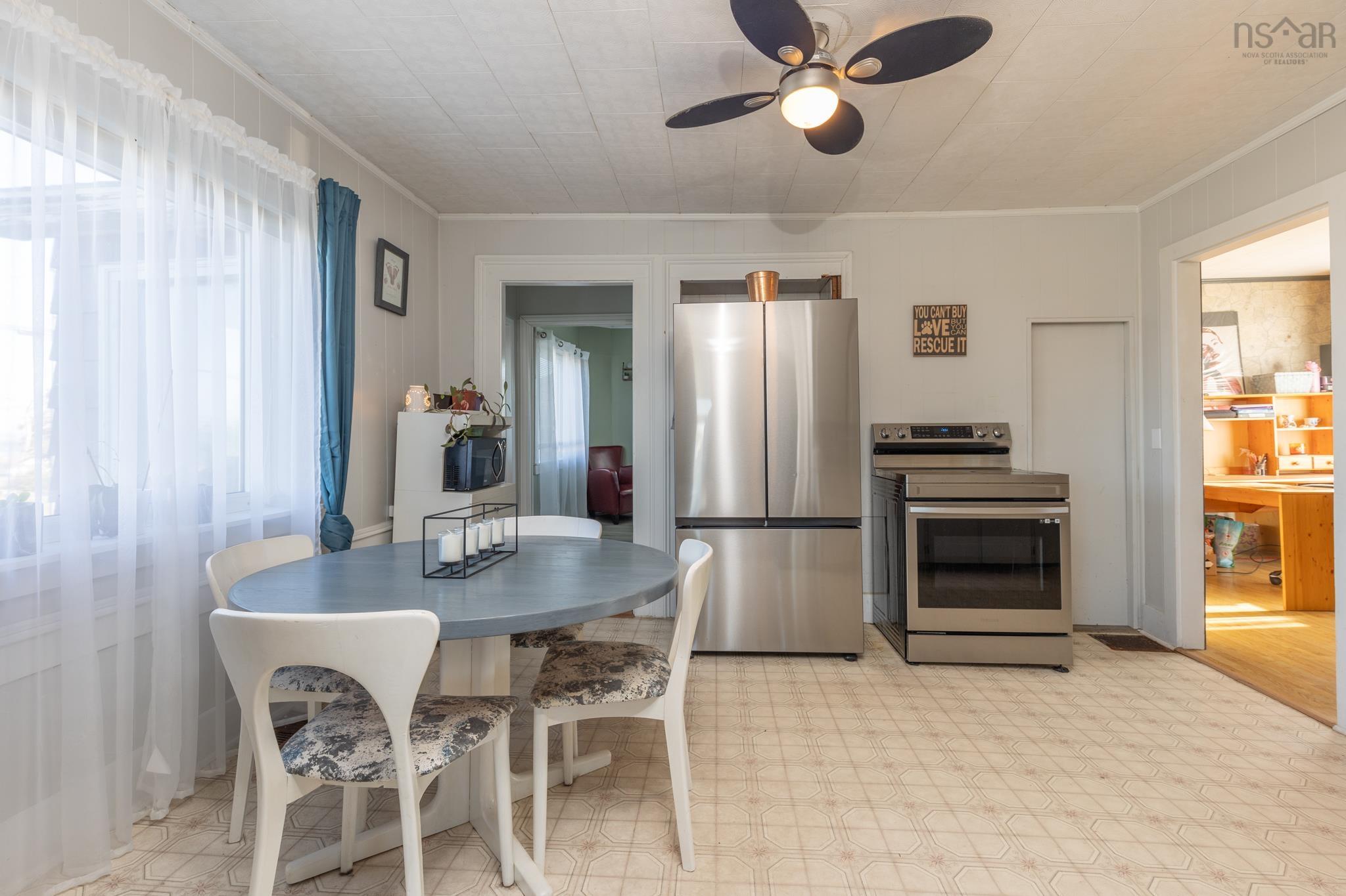 $219,000.00: 2484 Highway 1, Grosses Coques