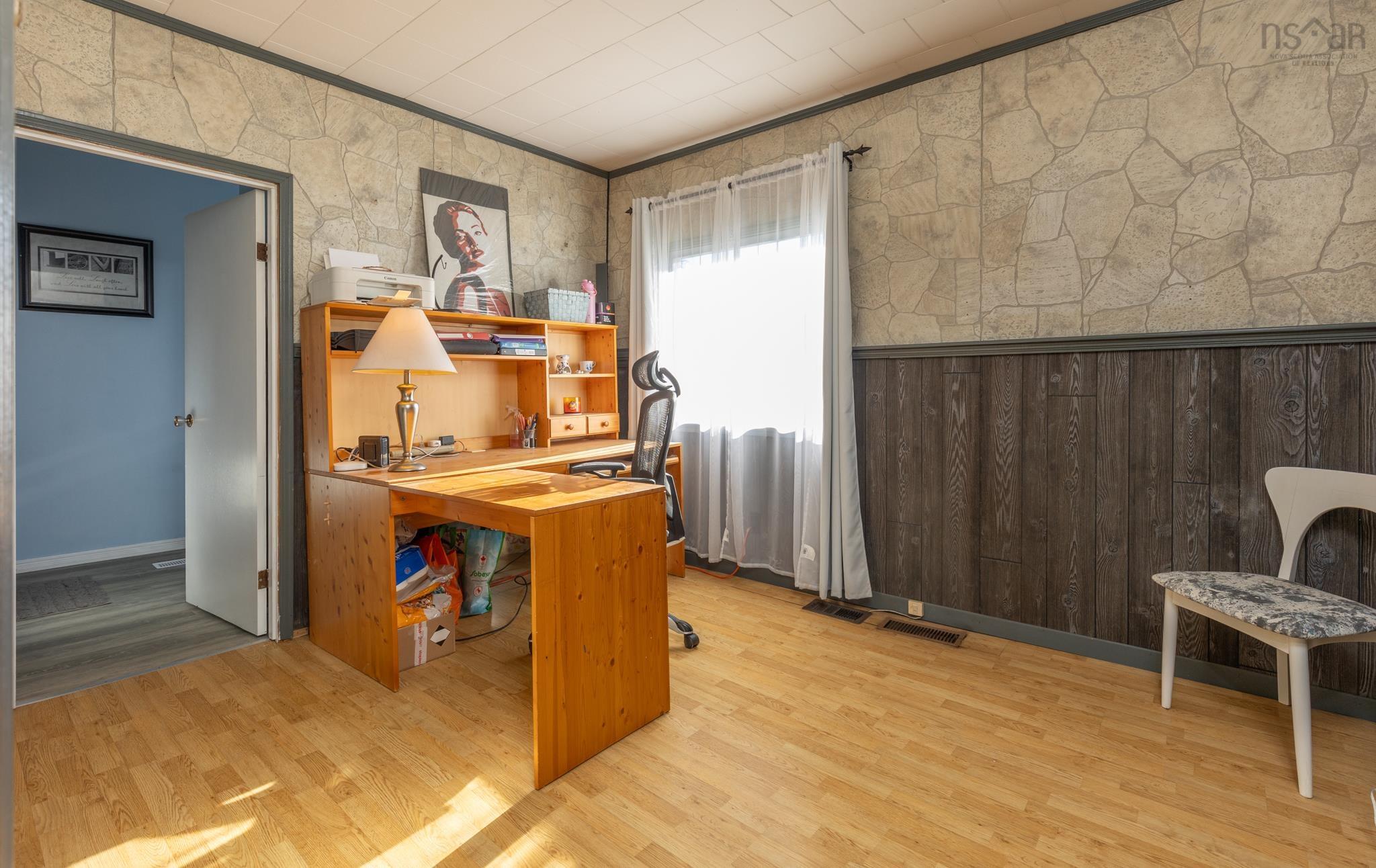 $219,000.00: 2484 Highway 1, Grosses Coques