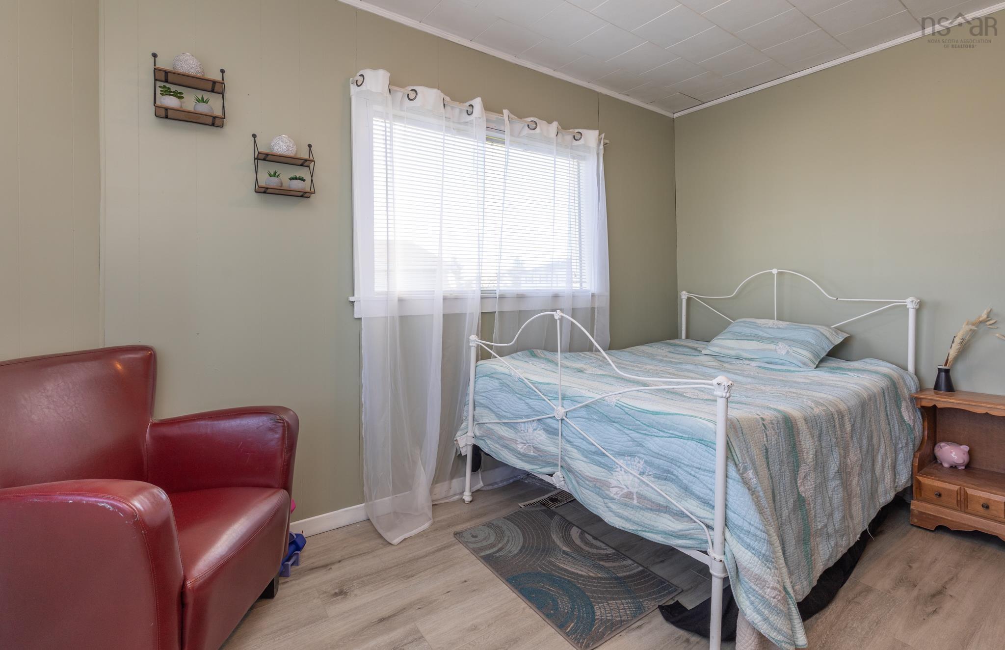 $219,000.00: 2484 Highway 1, Grosses Coques