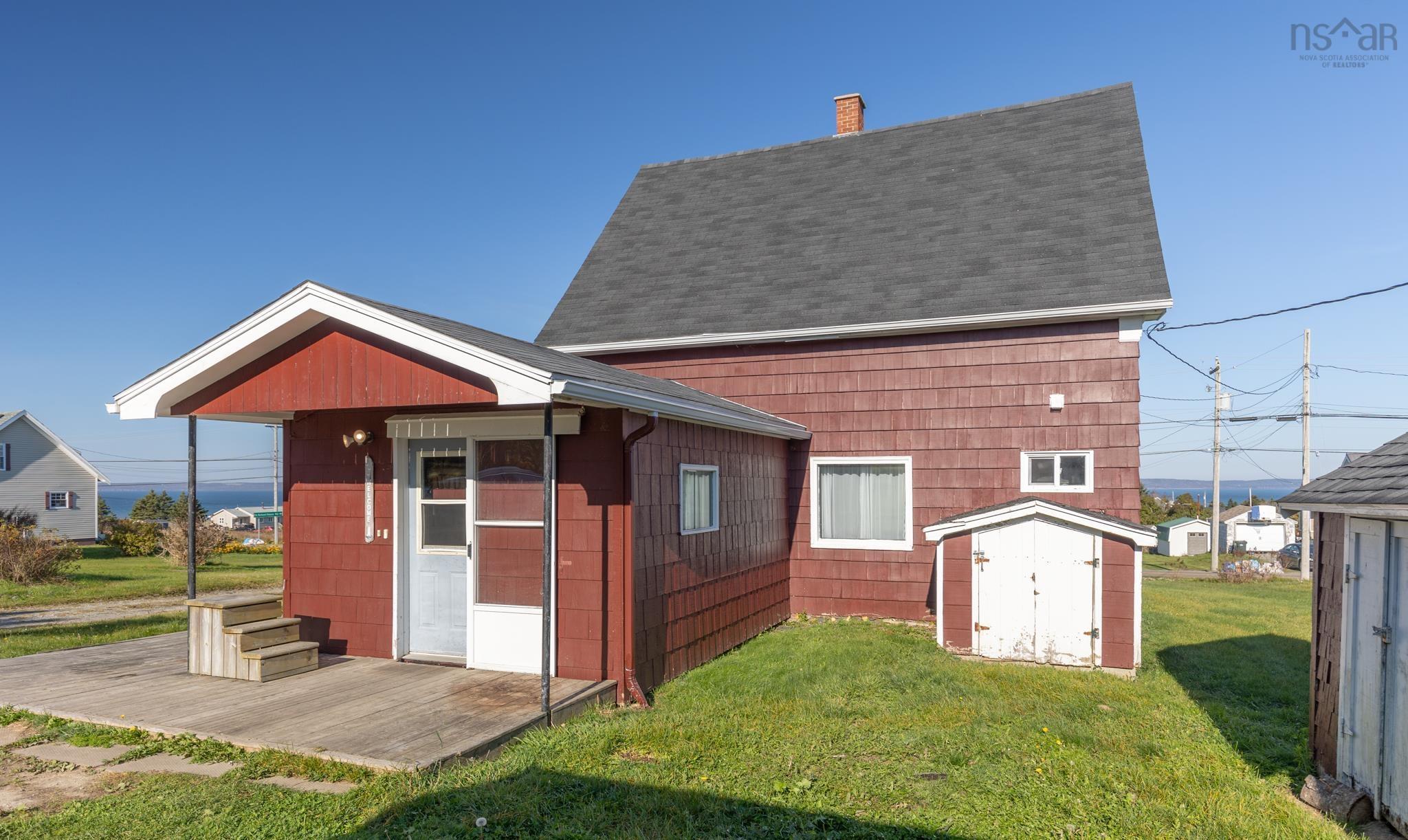 $219,000.00: 2484 Highway 1, Grosses Coques