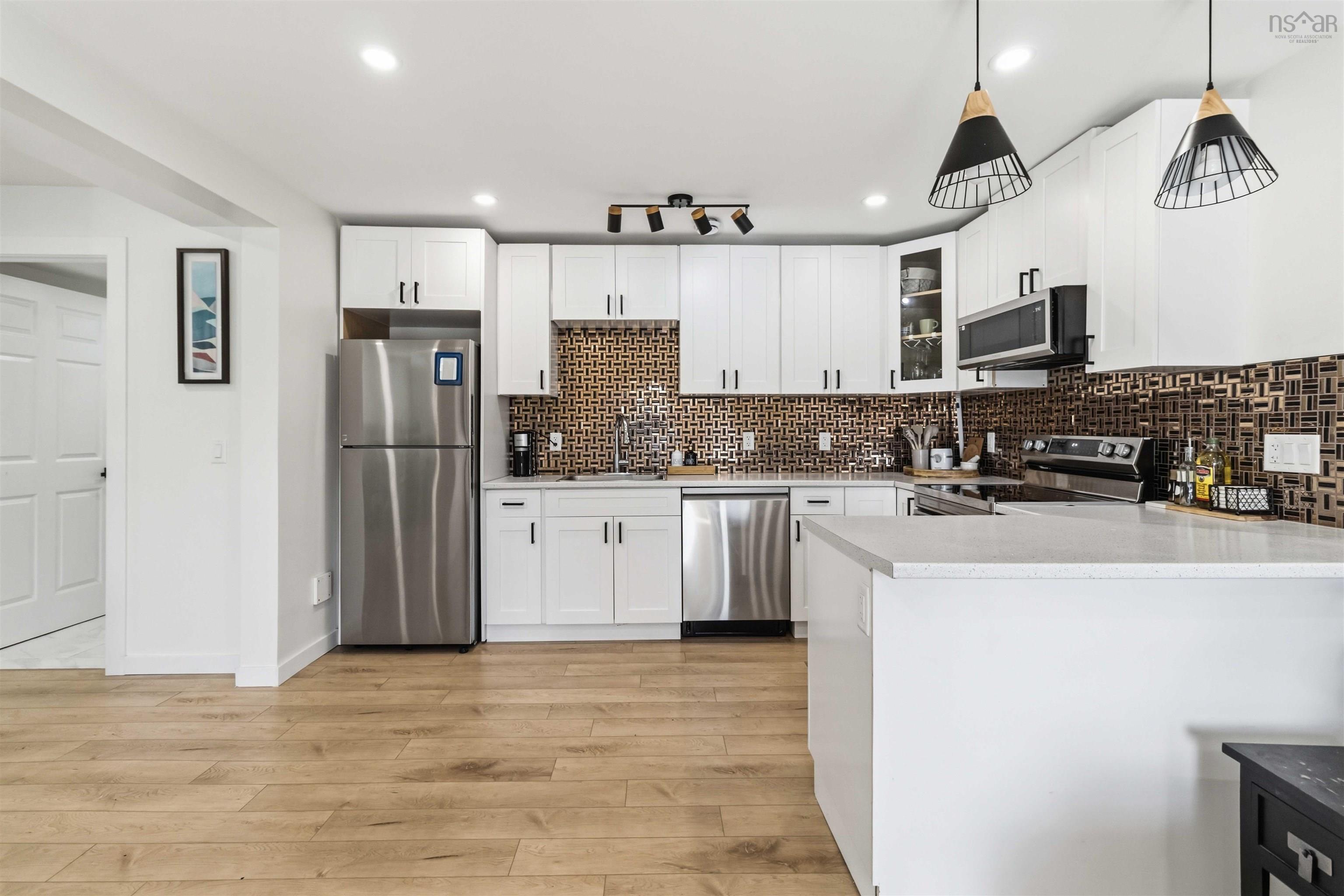 $845,000.00: 6 Riverwood Drive, Timberlea