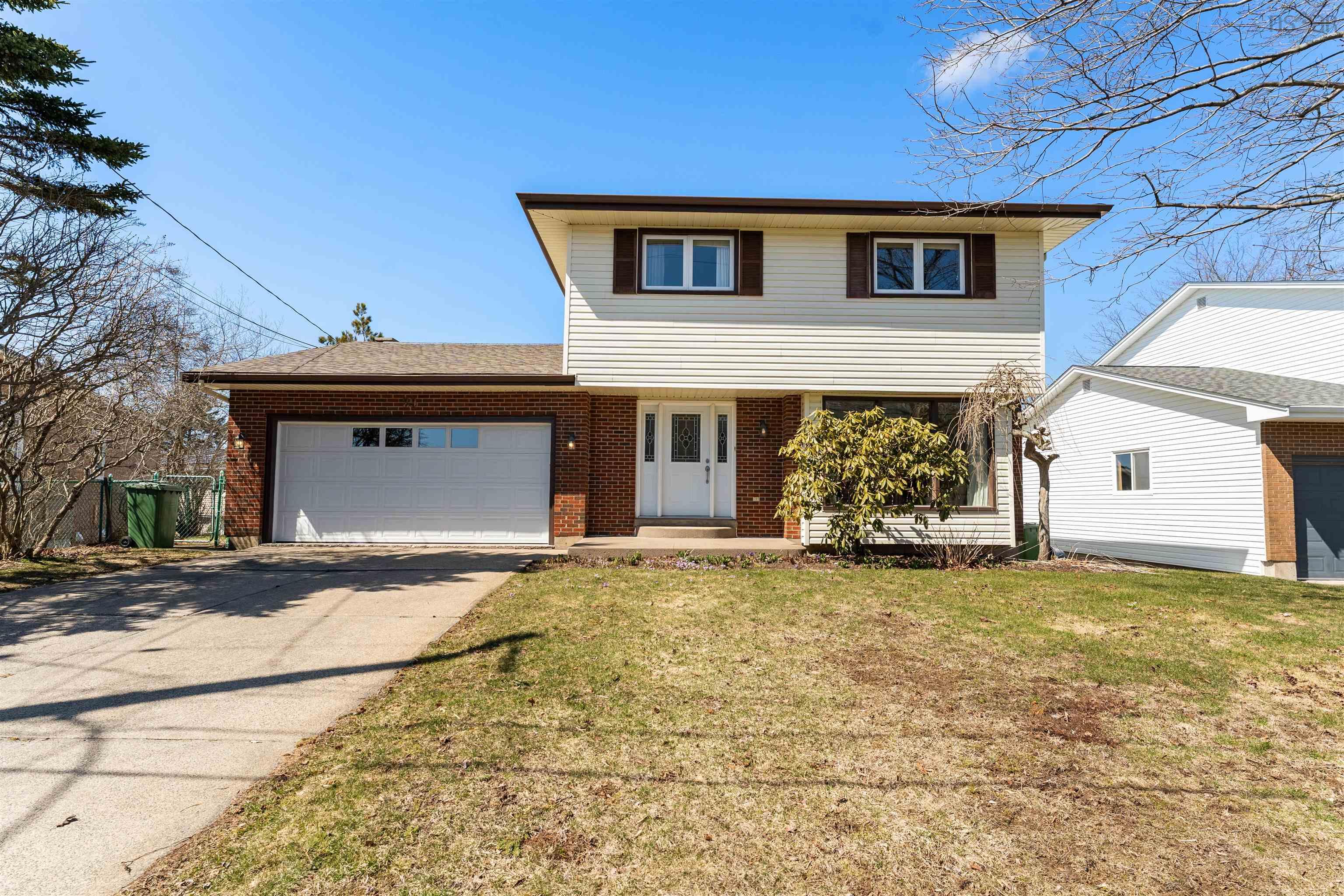 $749,900.00: 29 Bow Street, Dartmouth