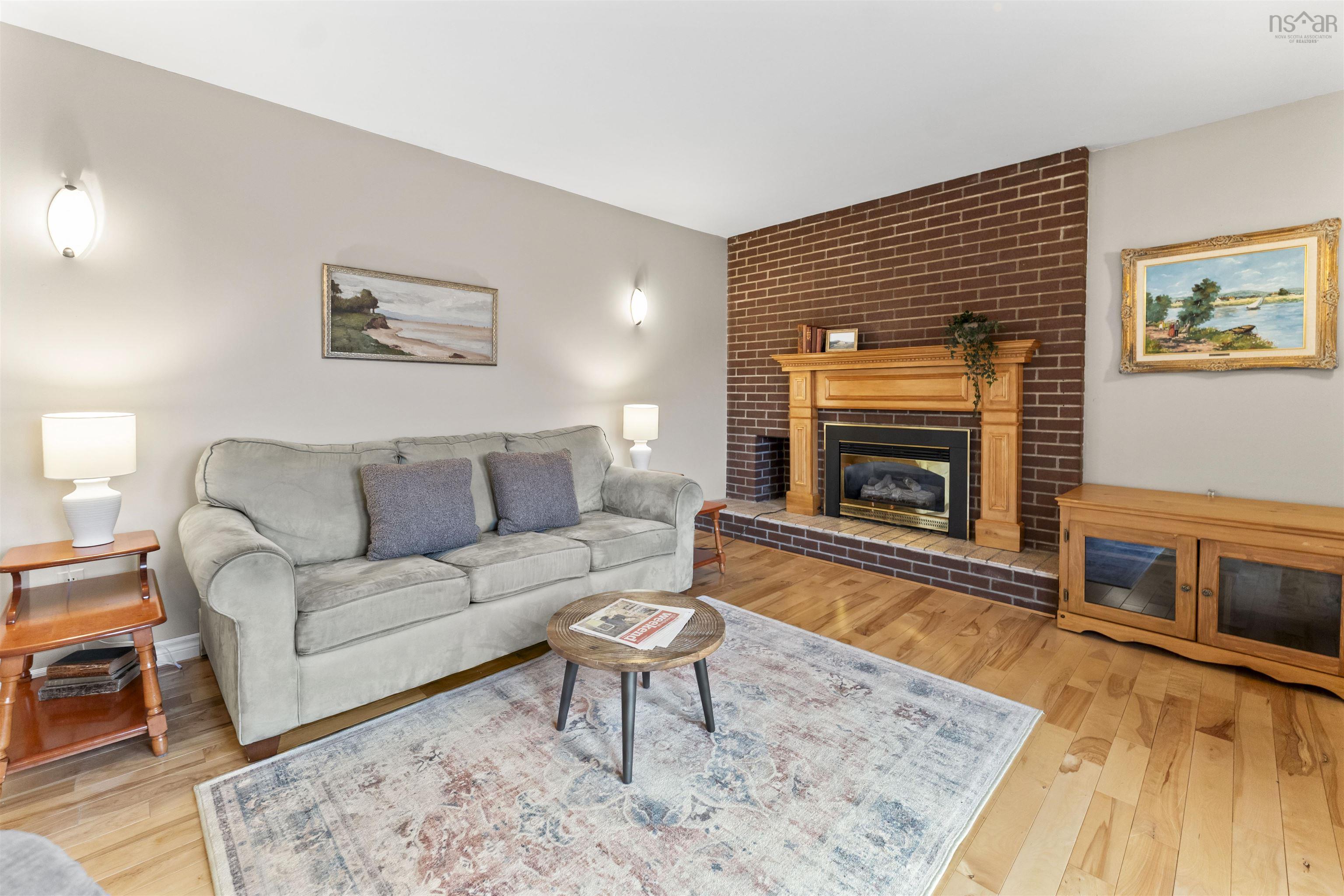 $749,900.00: 29 Bow Street, Dartmouth