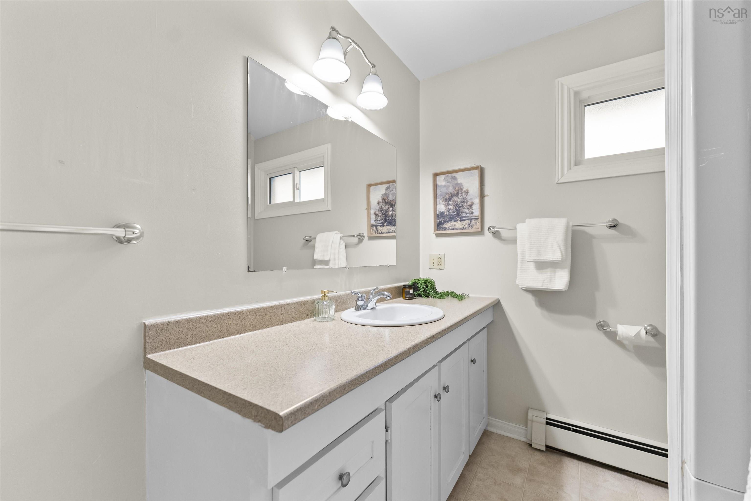 $749,900.00: 29 Bow Street, Dartmouth