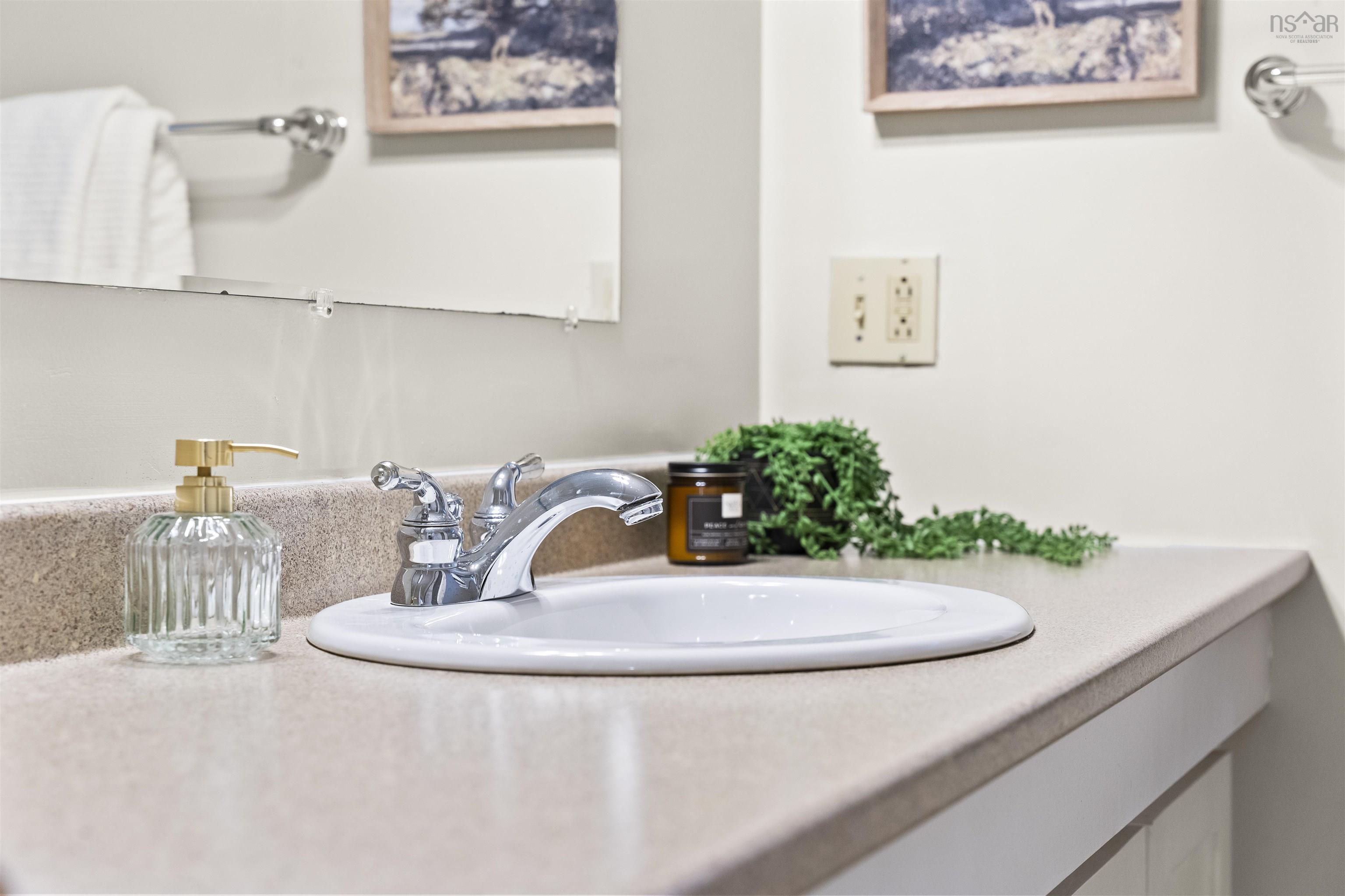 $749,900.00: 29 Bow Street, Dartmouth