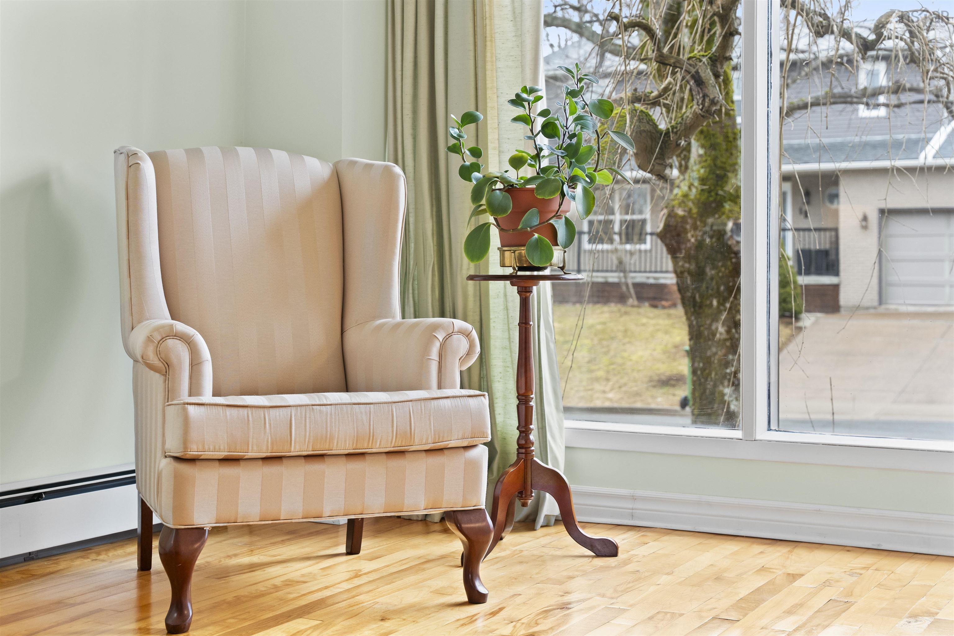 $749,900.00: 29 Bow Street, Dartmouth