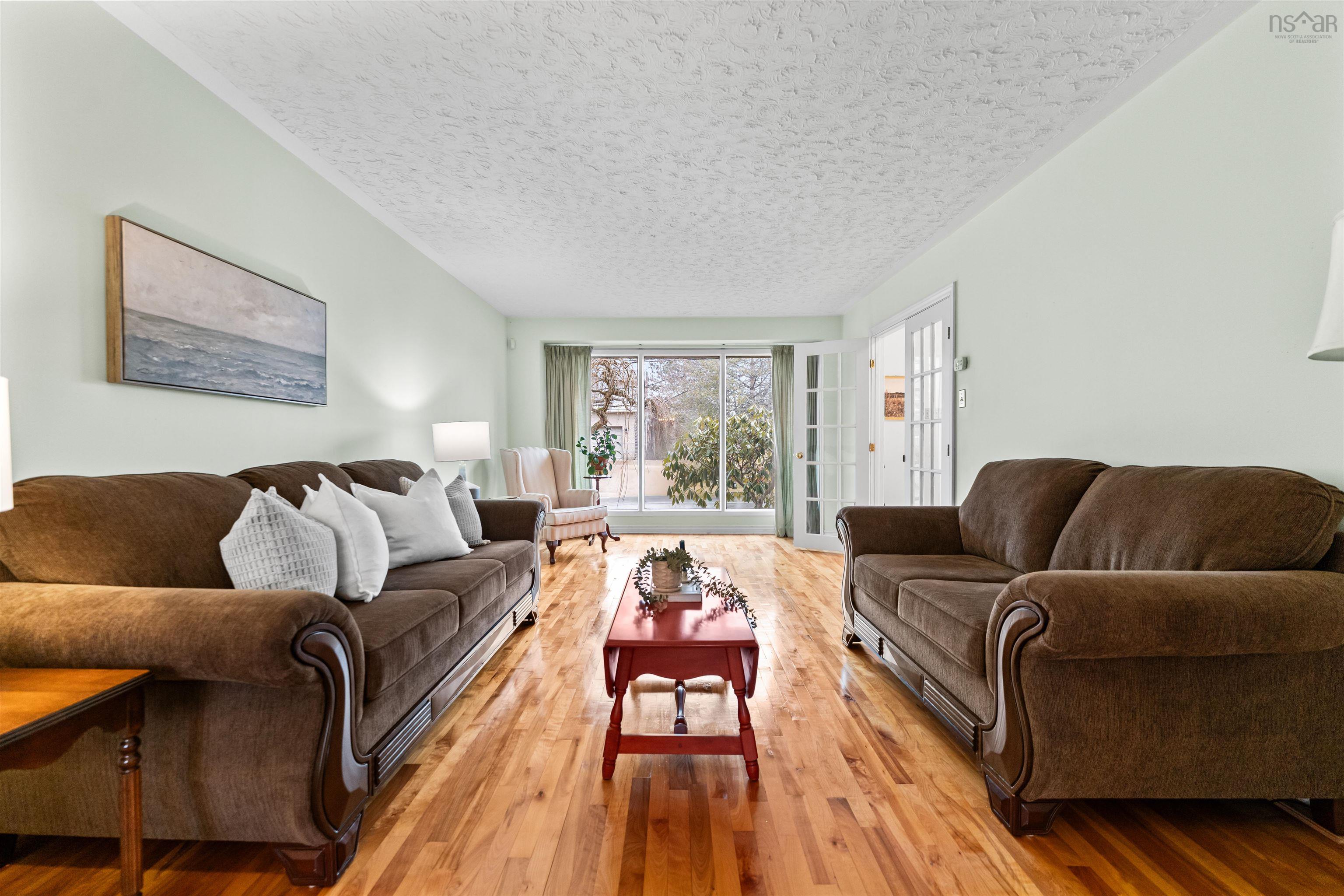 $749,900.00: 29 Bow Street, Dartmouth