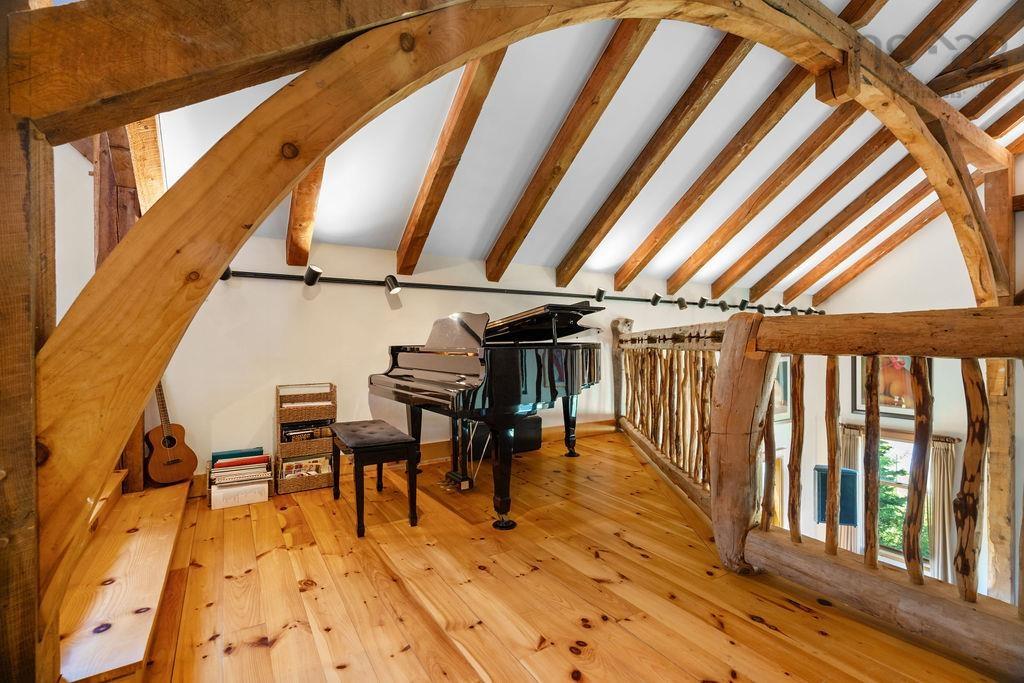$2,680,000.00: 65 Meadow Breeze Lane, Kings Head