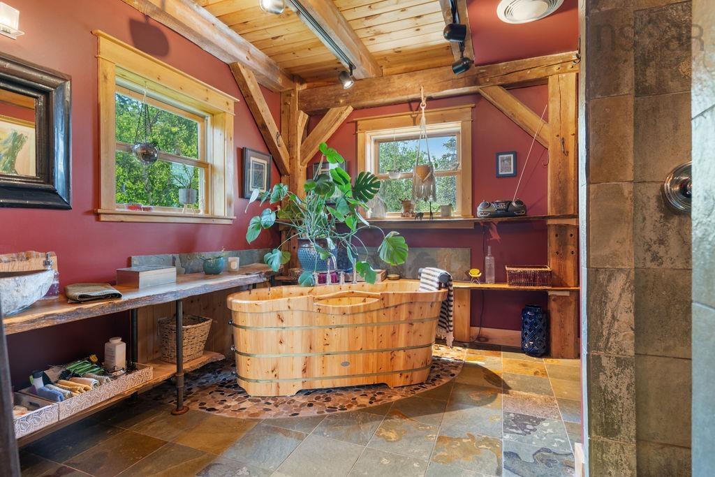 $2,680,000.00: 65 Meadow Breeze Lane, Kings Head