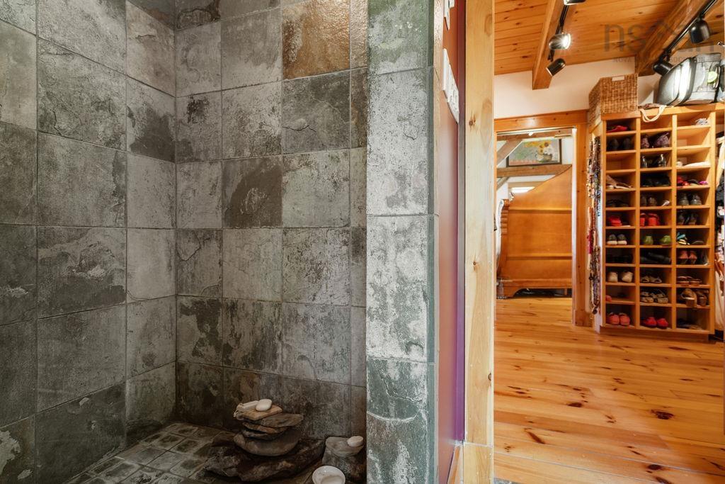 $2,680,000.00: 65 Meadow Breeze Lane, Kings Head