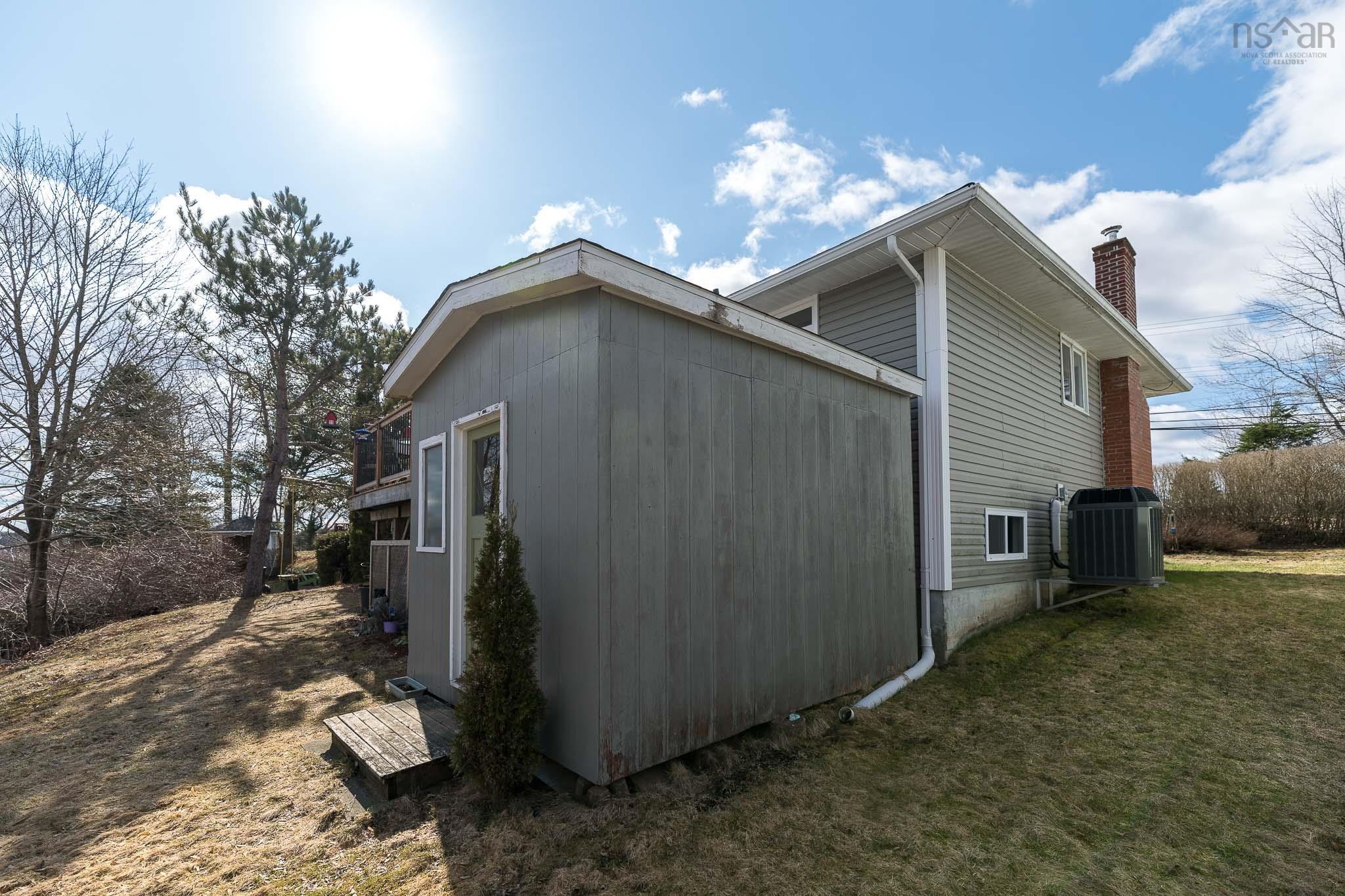 467 Old Sackville Road, Lower Sackville, NS (MLS 202606871)