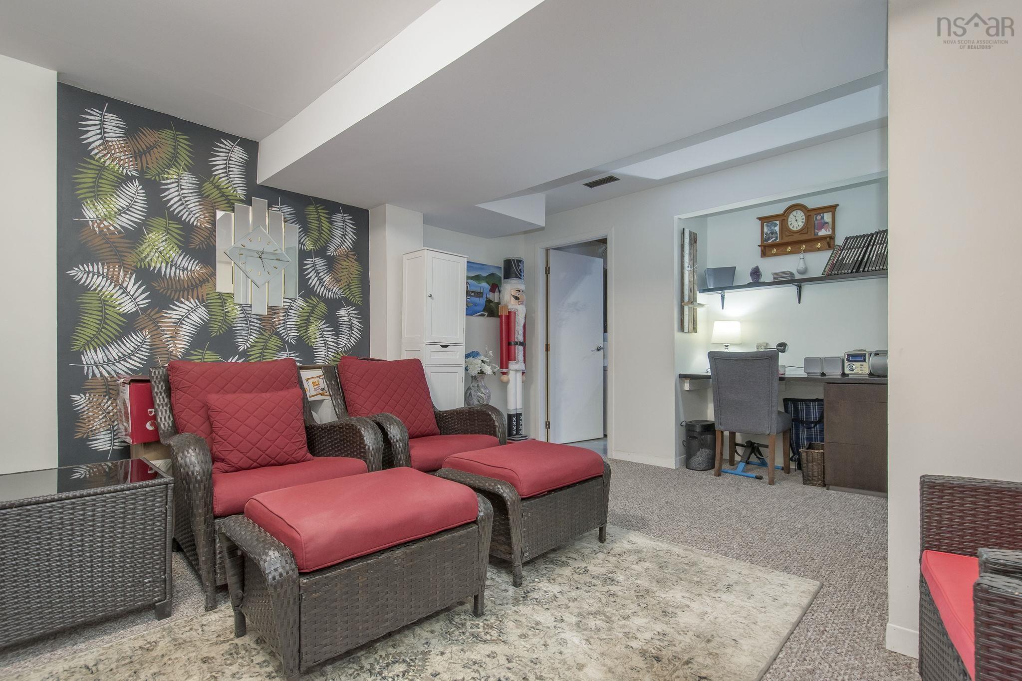 $234,900.00: 552 South Broadway Avenue, Cornwallis Park