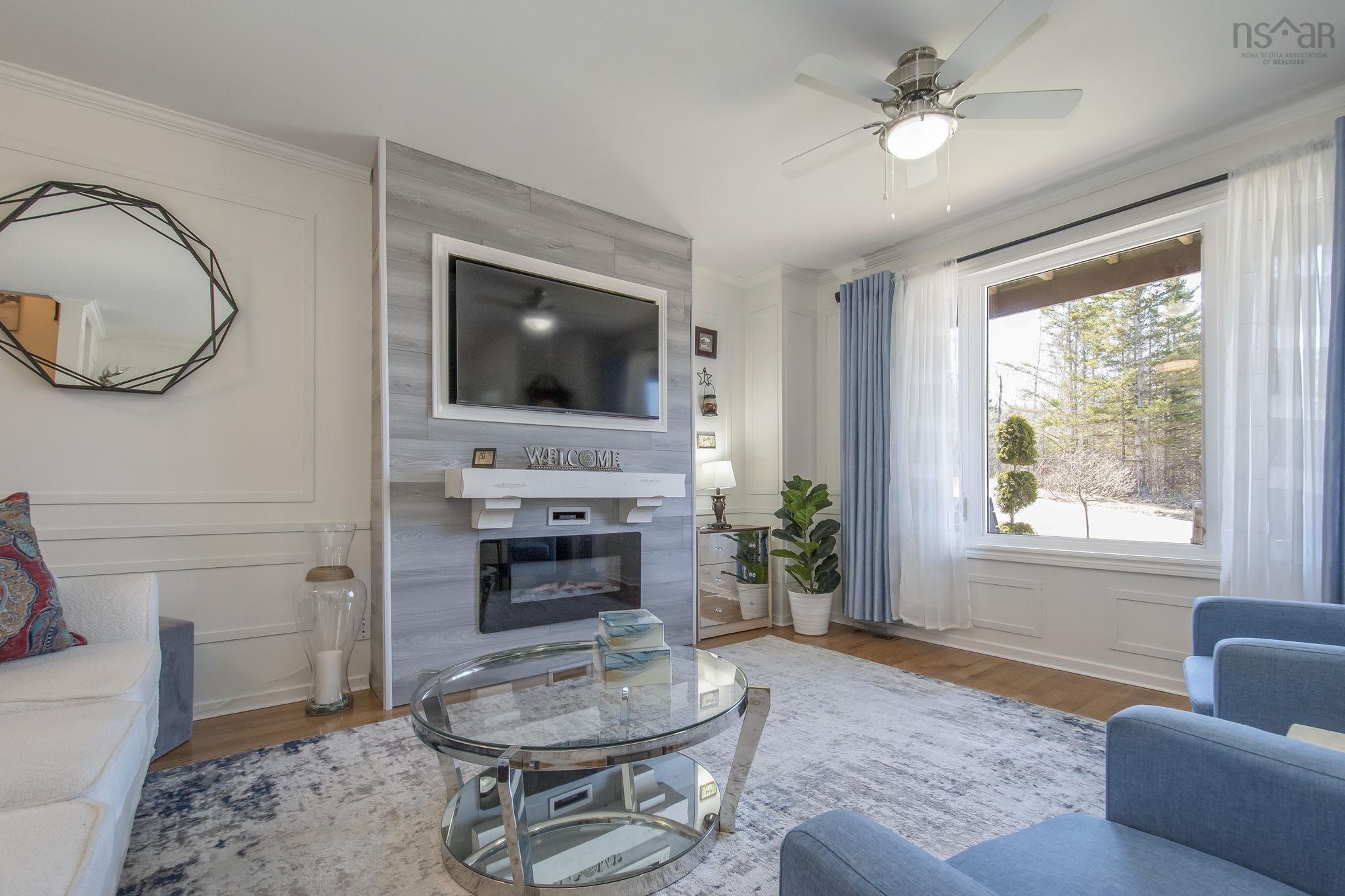 $234,900.00: 552 South Broadway Avenue, Cornwallis Park