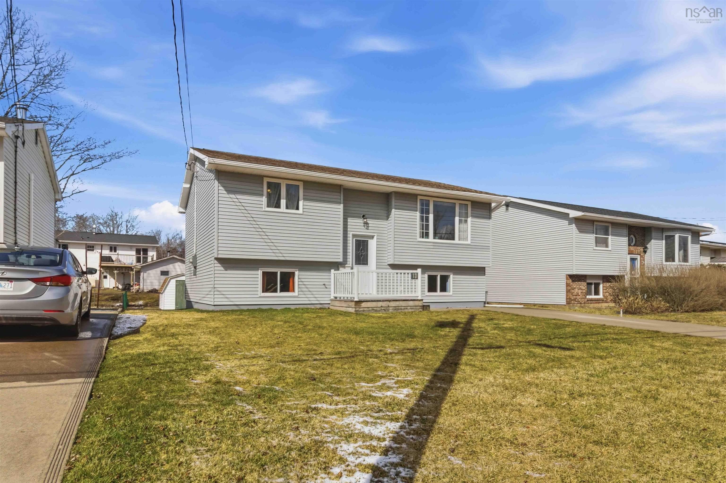 13 Langdon Drive, Woodlawn, NS (MLS 202606890)