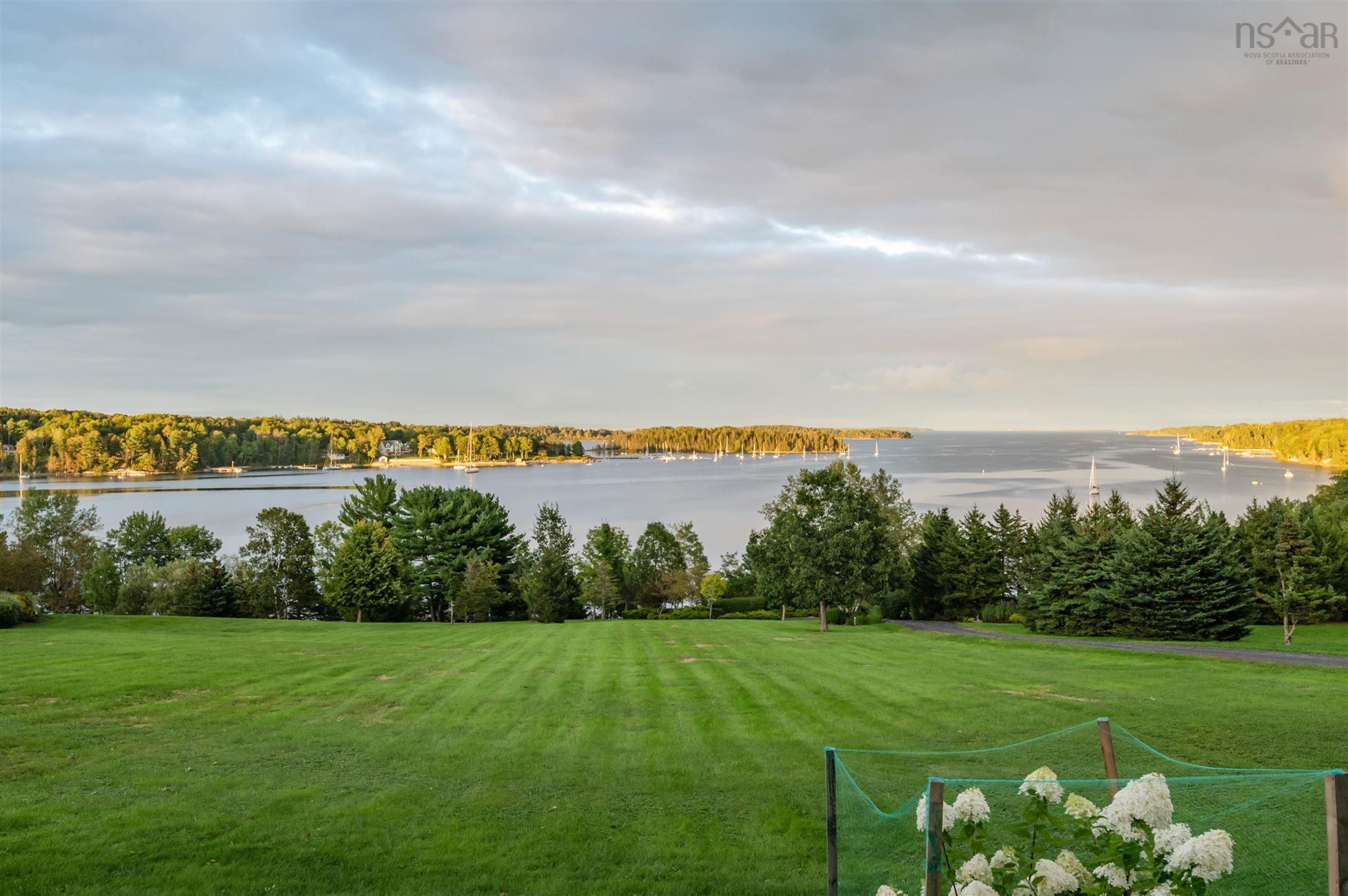 $2,950,000.00: 116 Princes Inlet Drive, Martins Brook