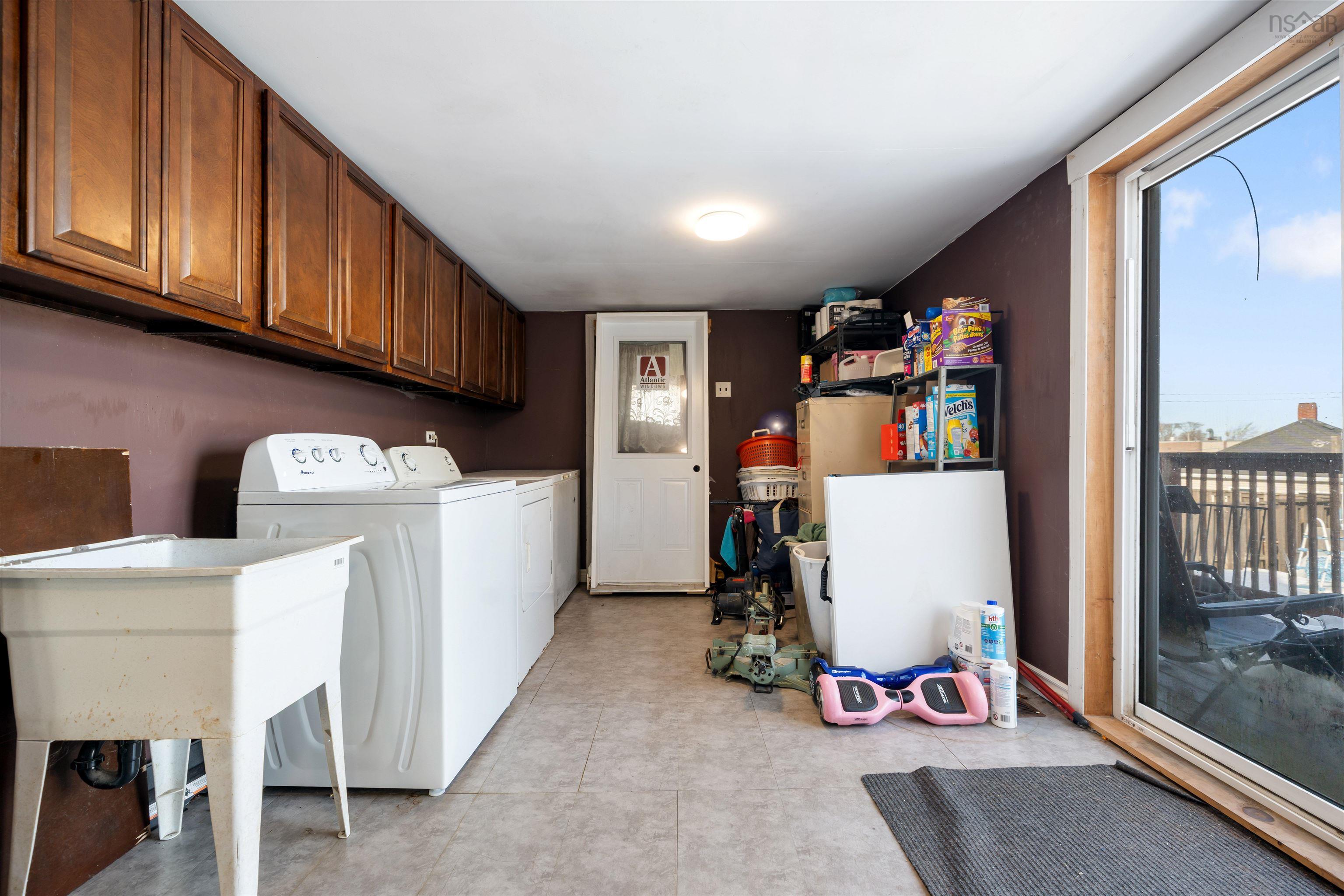 $164,900.00: 10 East Pleasant Street, Amherst