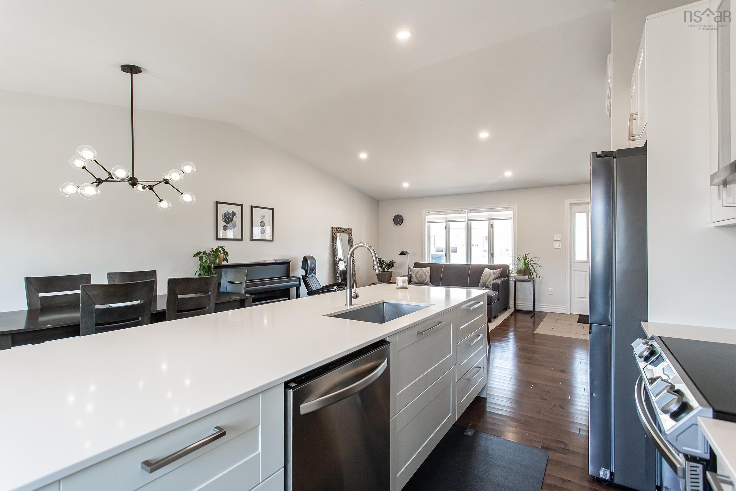 $449,500.00: 557 McClair Avenue, Greenwood