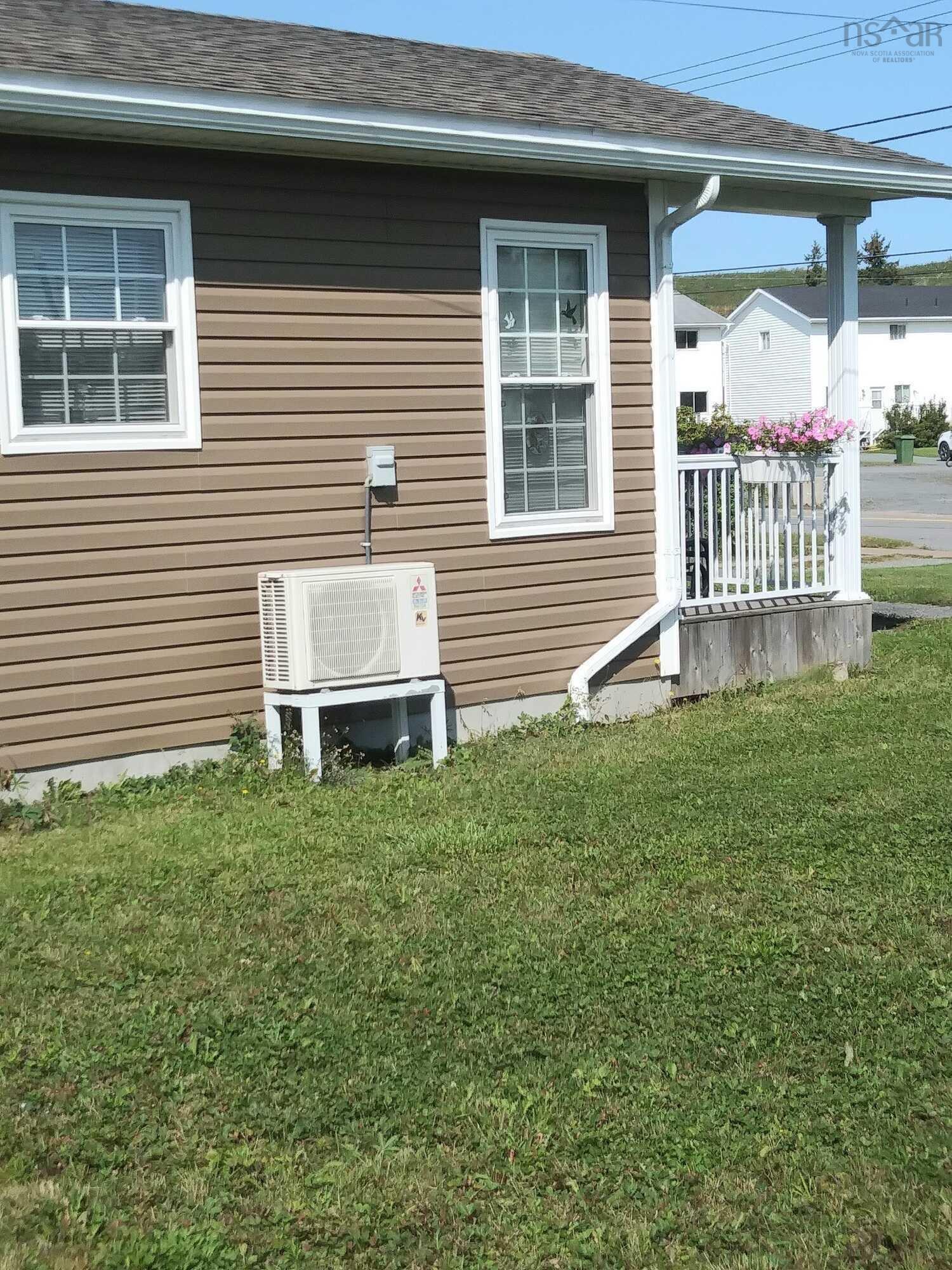 $259,000.00: 101 Acadia Avenue, Stellarton