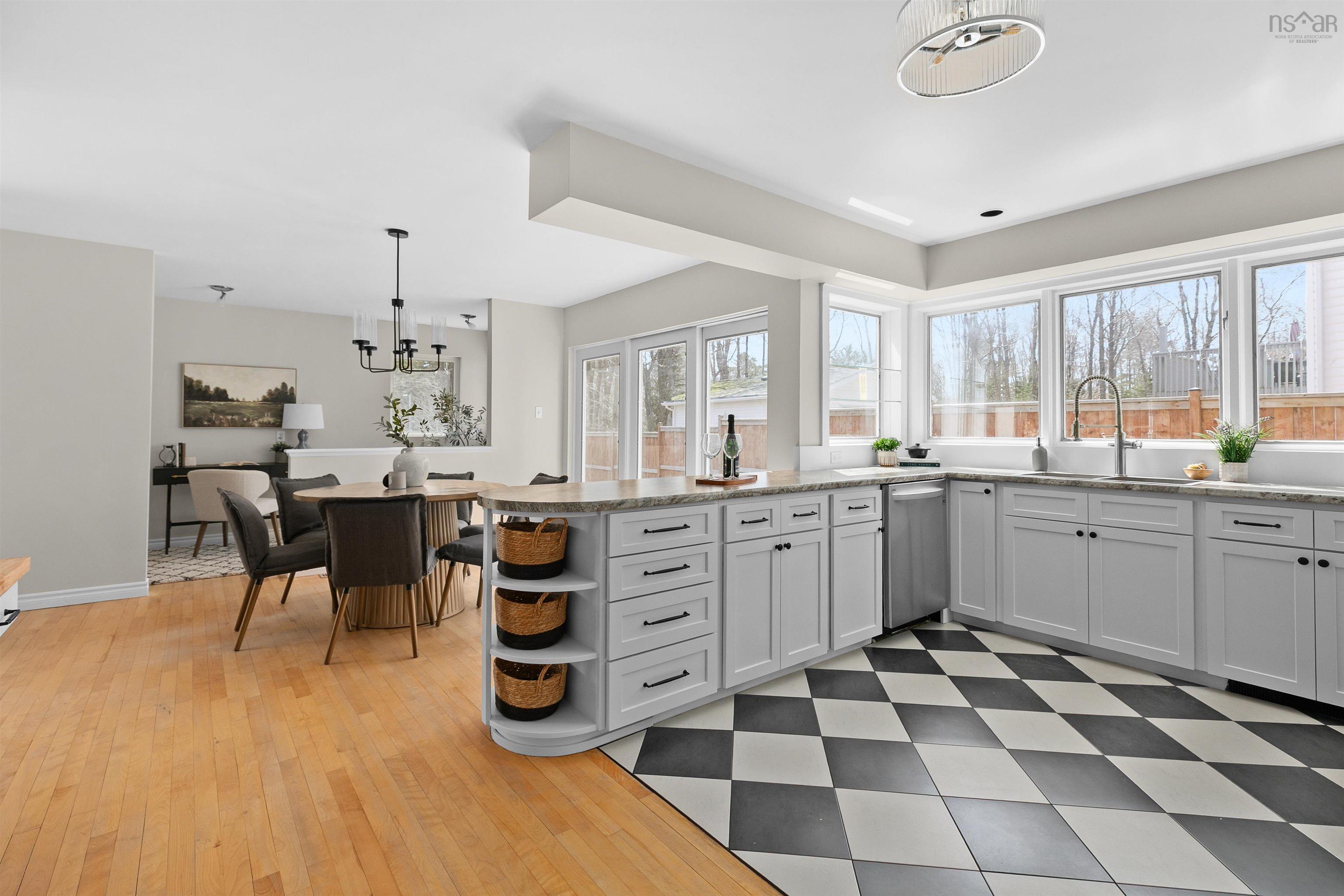 $619,900.00: 140 Pinecrest Boulevard, Bridgewater