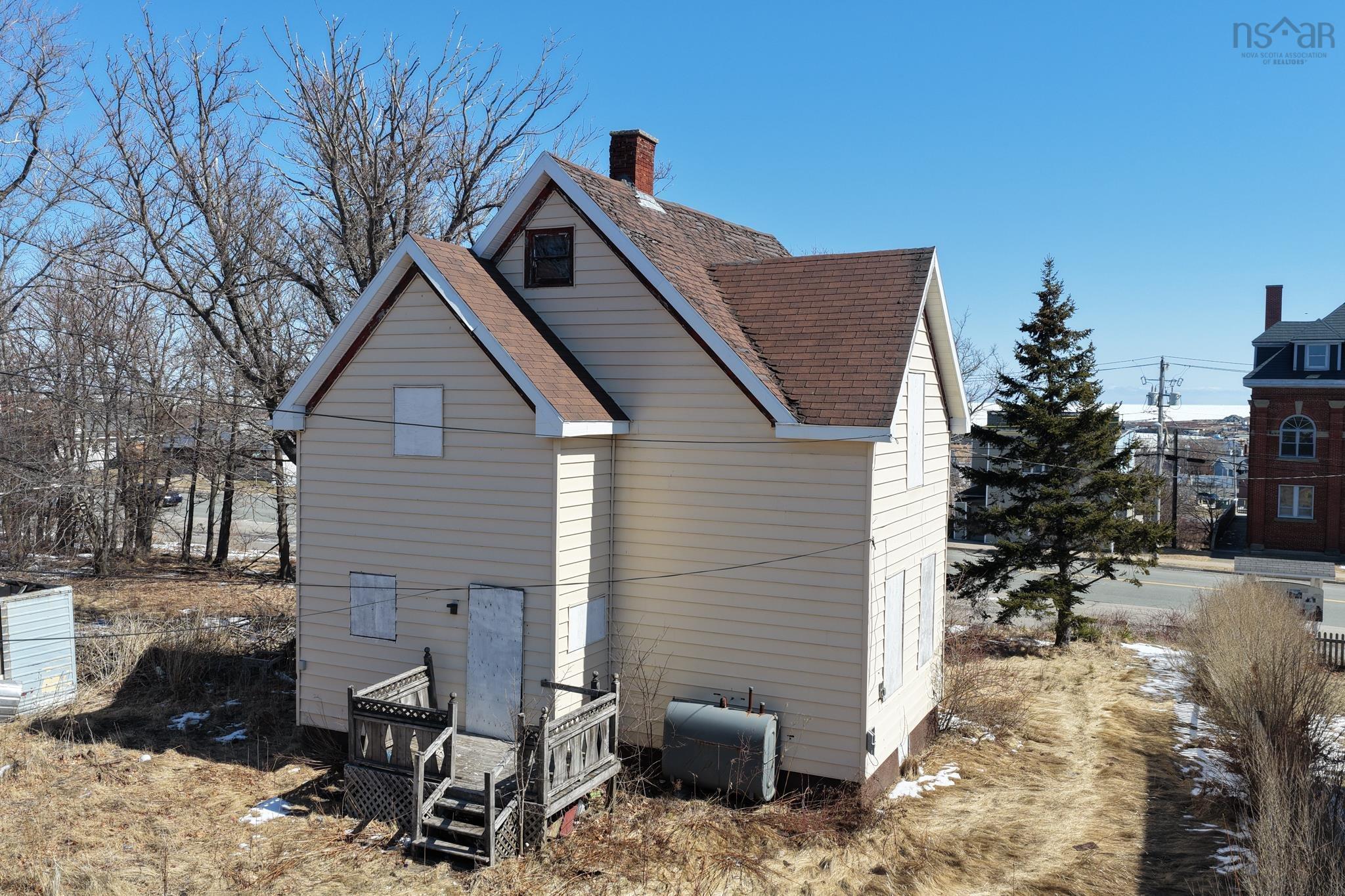 $59,000.00: 15 McKeen Street, Glace Bay