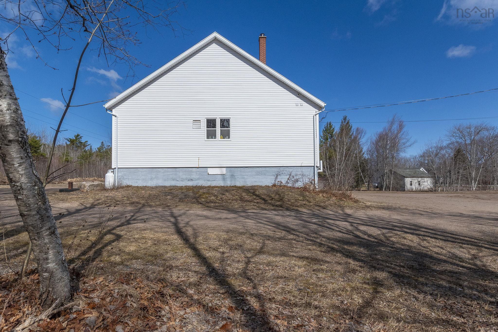 $285,000.00: 8921 Highway 10, Nictaux Falls