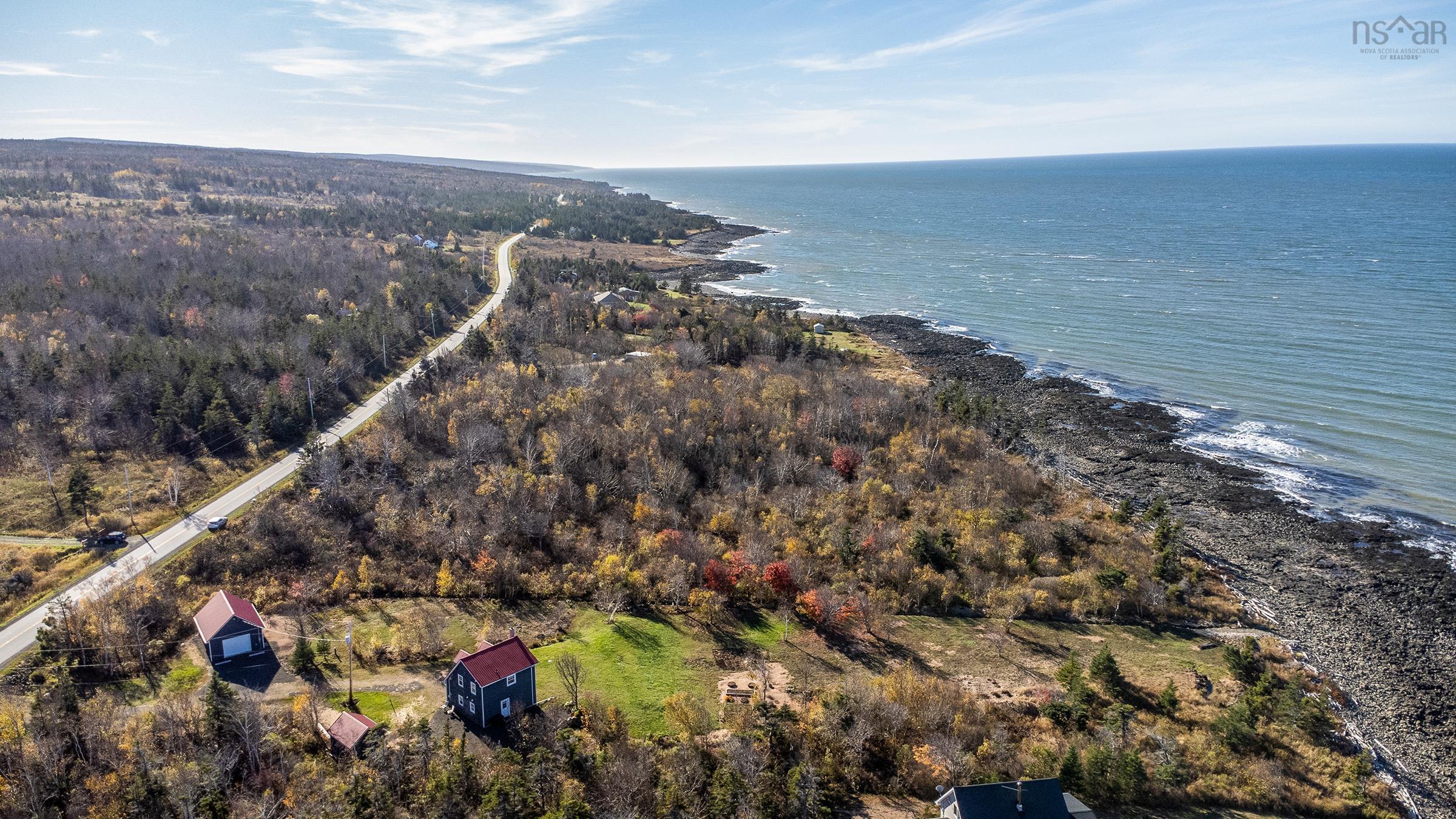 $569,000.00: 6437 Shore Road West, Youngs Cove