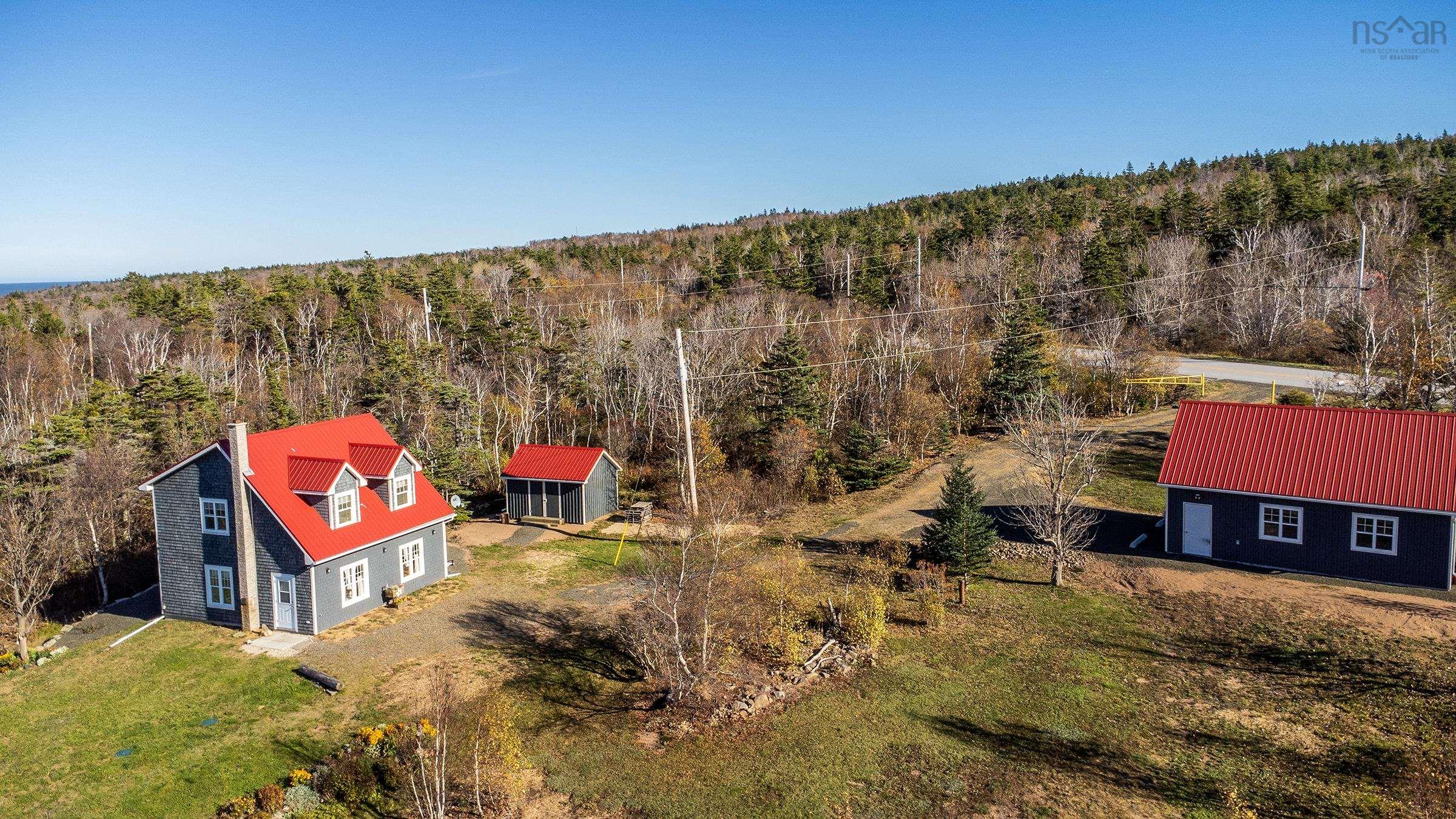 $569,000.00: 6437 Shore Road West, Youngs Cove
