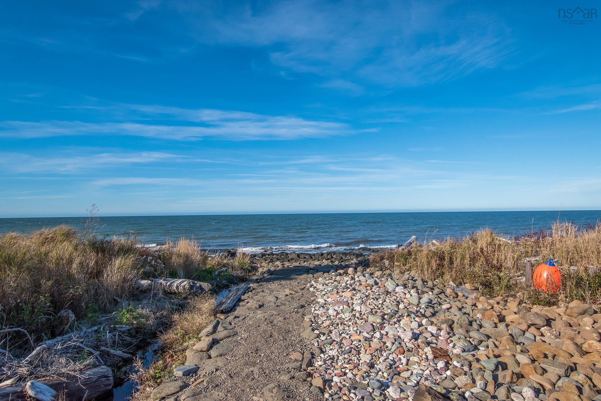 $569,000.00: 6437 Shore Road West, Youngs Cove