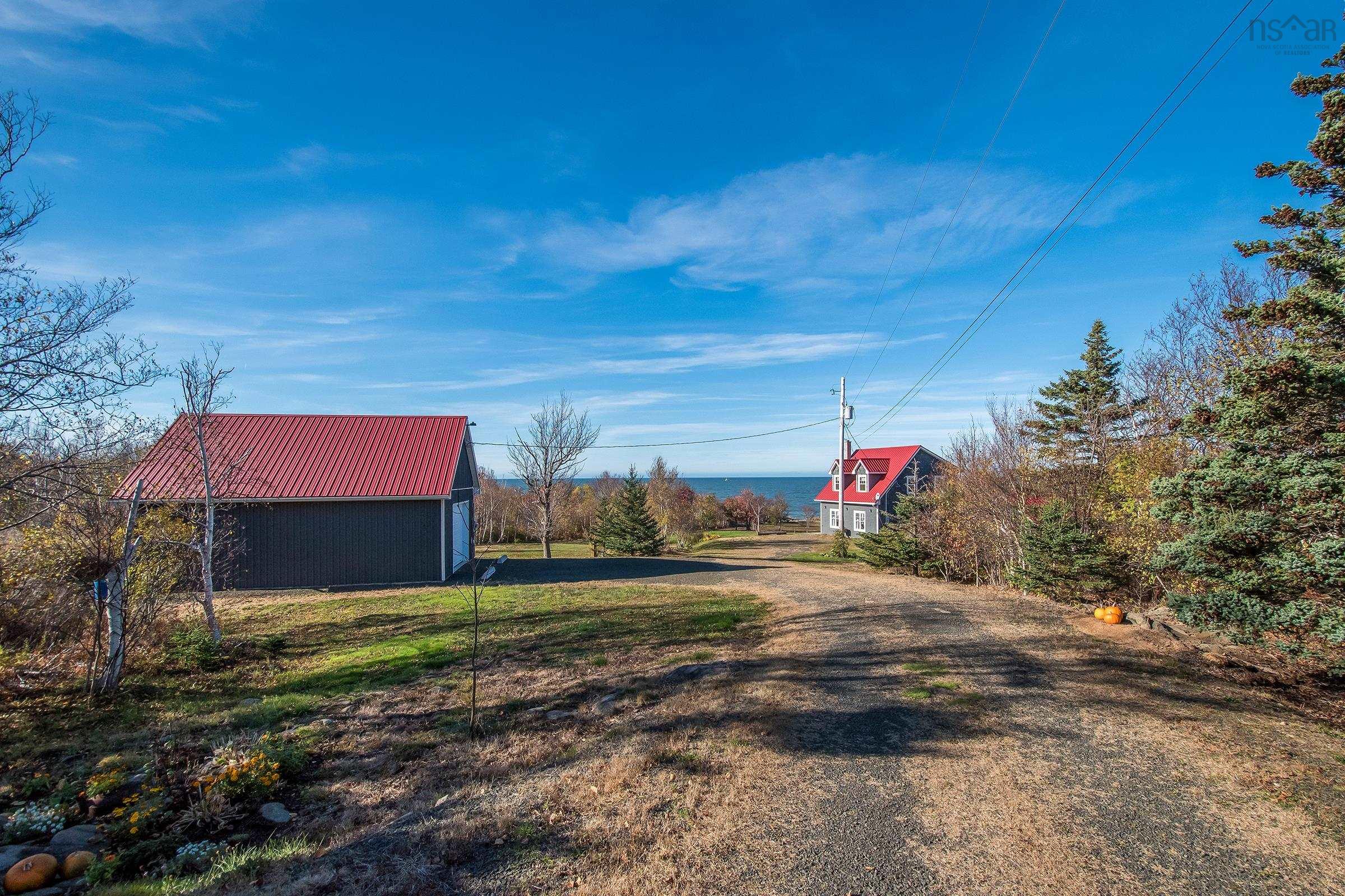 $569,000.00: 6437 Shore Road West, Youngs Cove