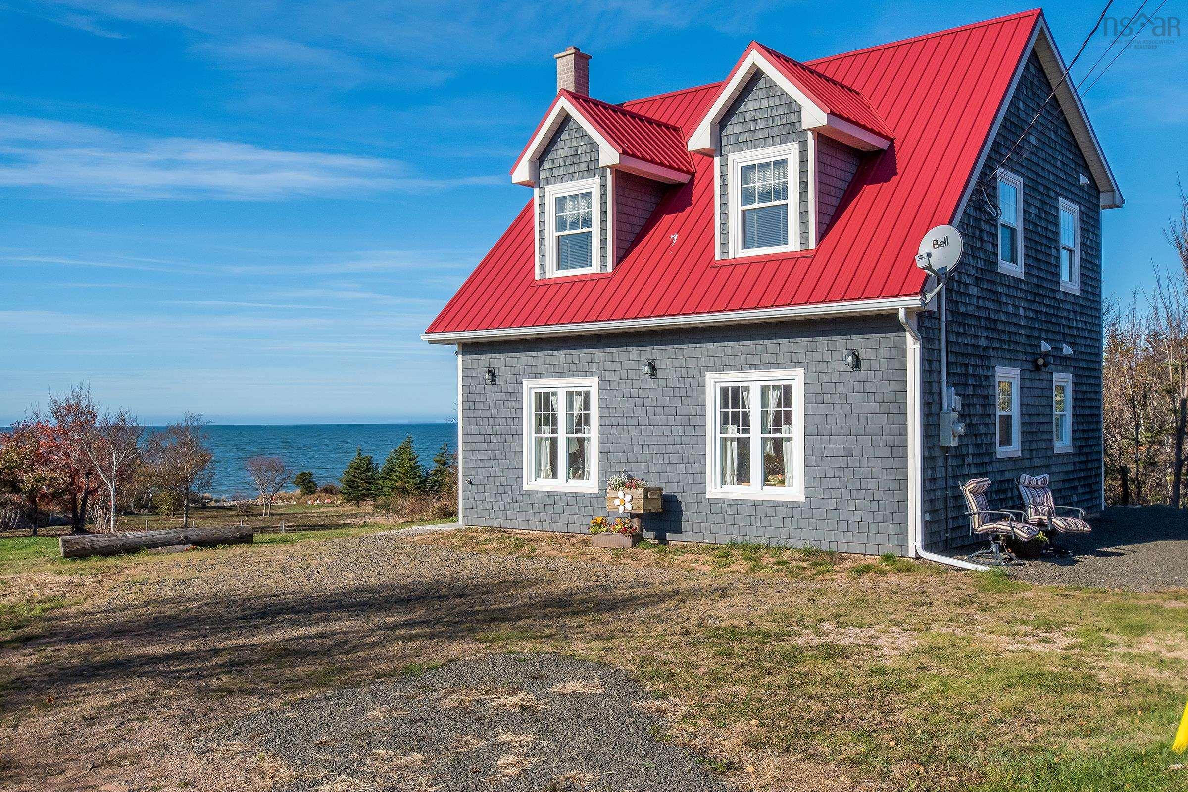 $569,000.00: 6437 Shore Road West, Youngs Cove