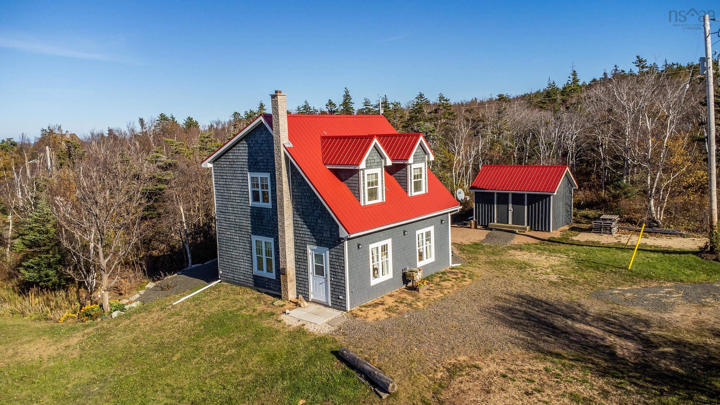 $569,000.00: 6437 Shore Road West, Youngs Cove