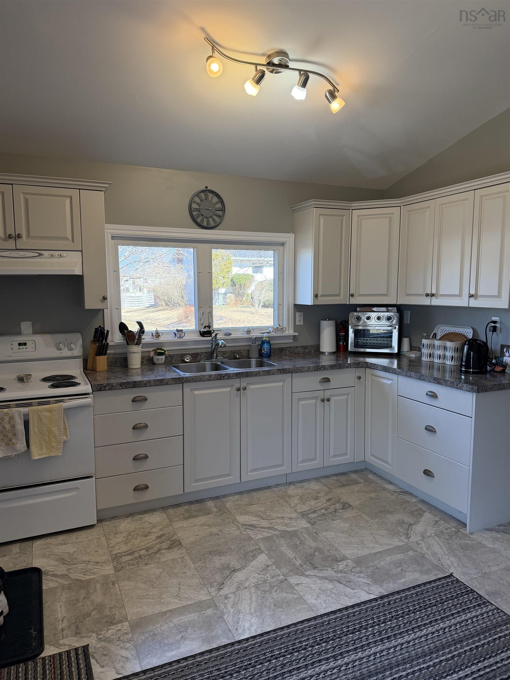 $349,900.00: 7 Dolorosa Avenue, Antigonish