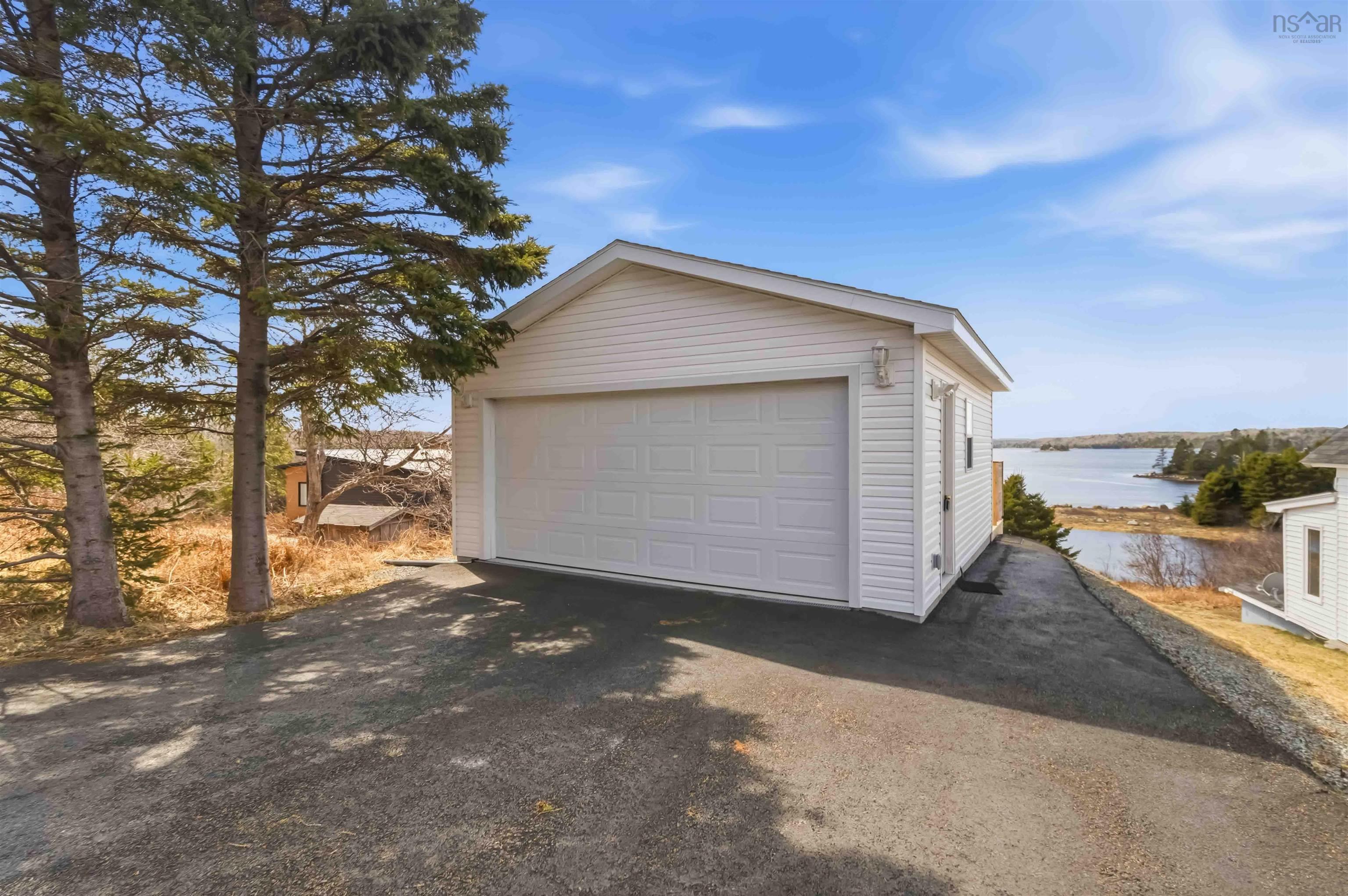 $499,900.00: 8742 Highway 7, Smiths Settlement