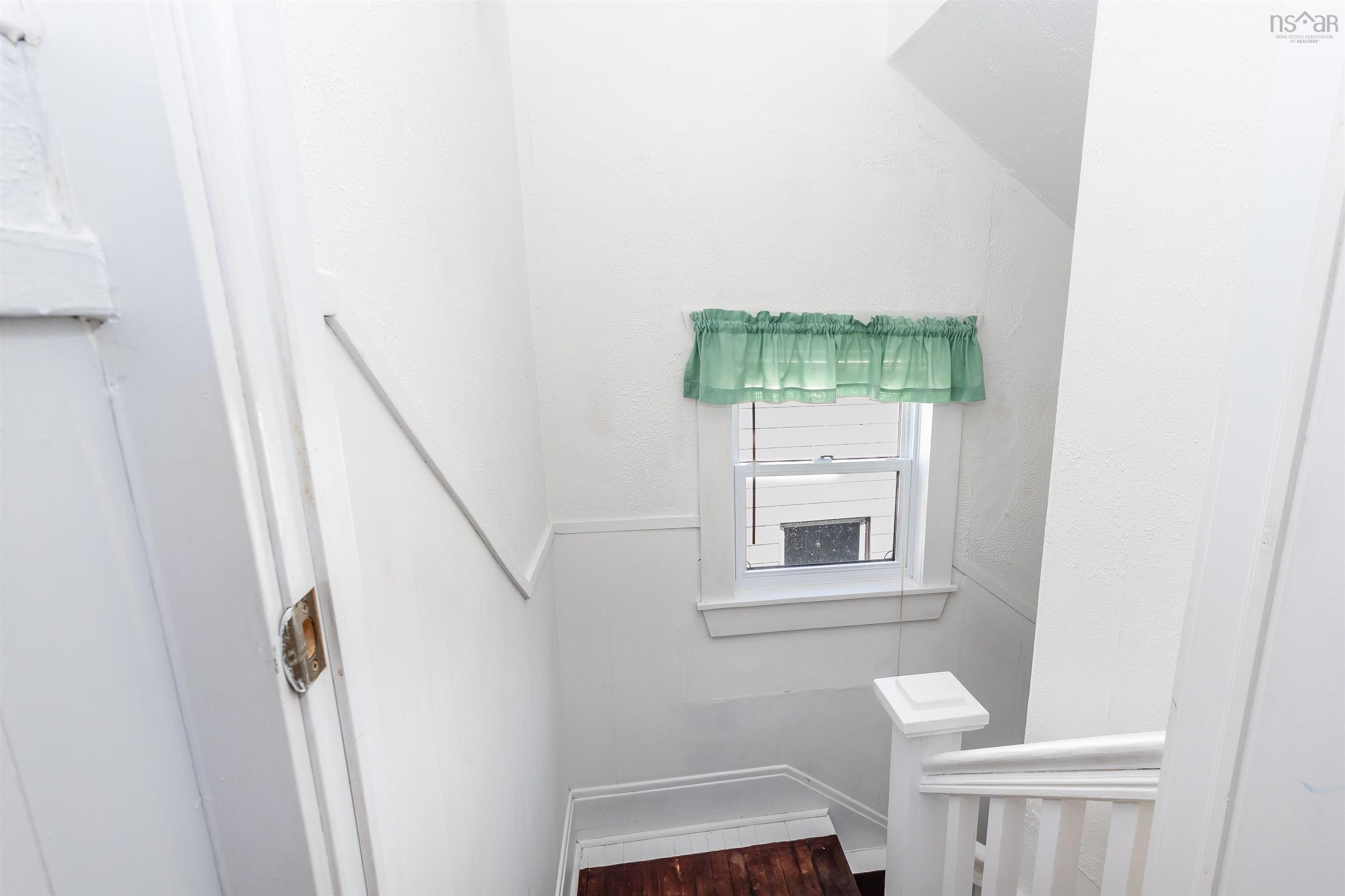$299,900.00: 3 Davenport Road, Sydney