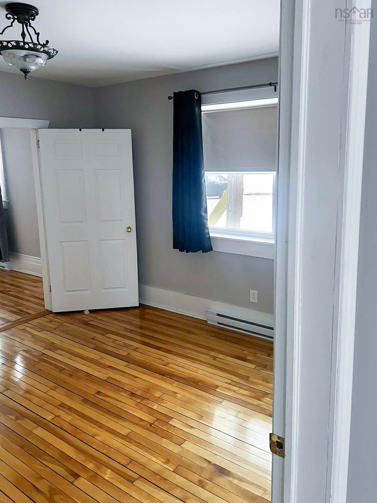 $299,900.00: 3 Davenport Road, Sydney