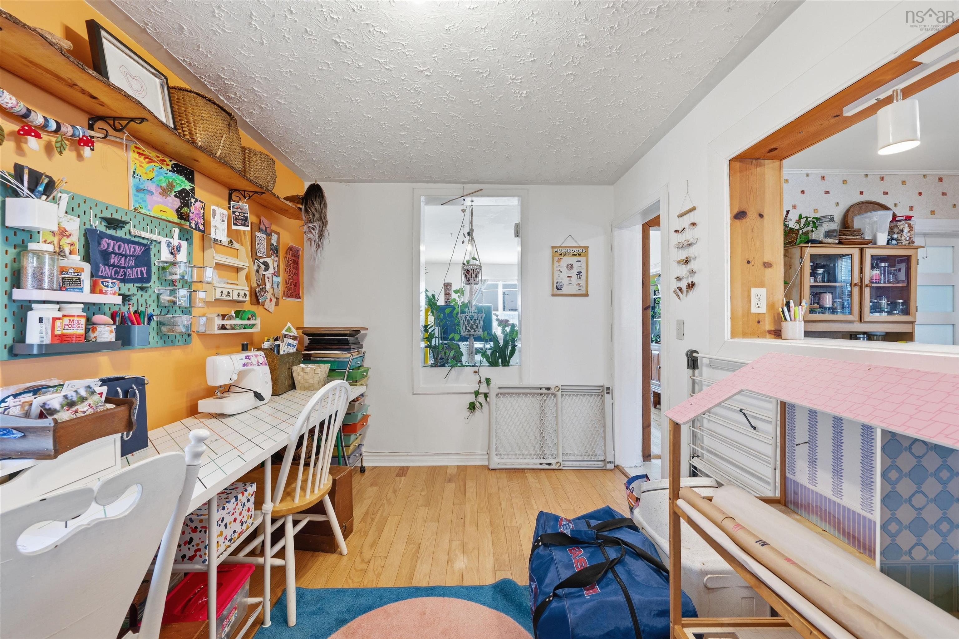 $499,900.00: 154 VICTORIA Road, Dartmouth