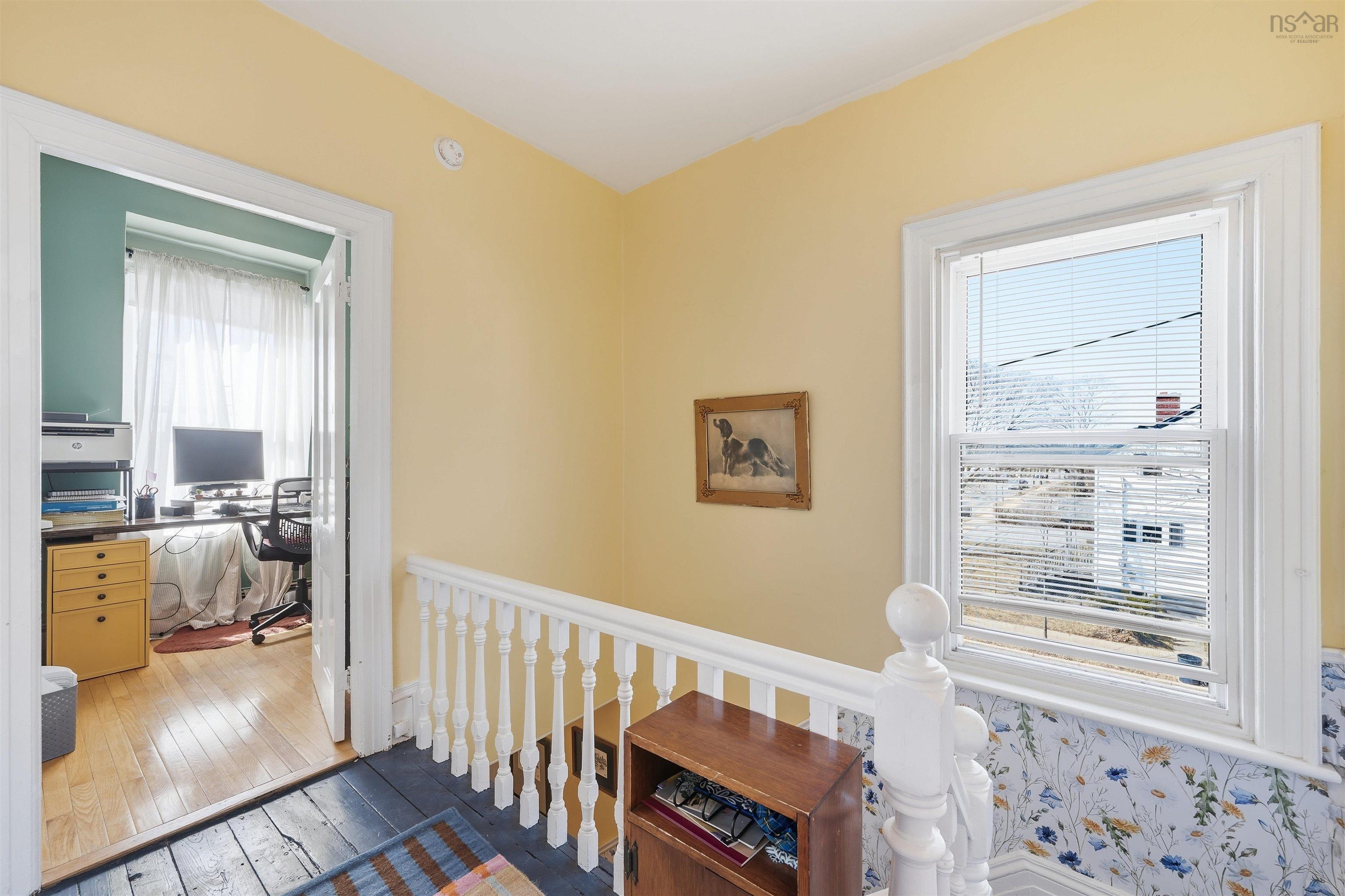 $499,900.00: 154 VICTORIA Road, Dartmouth