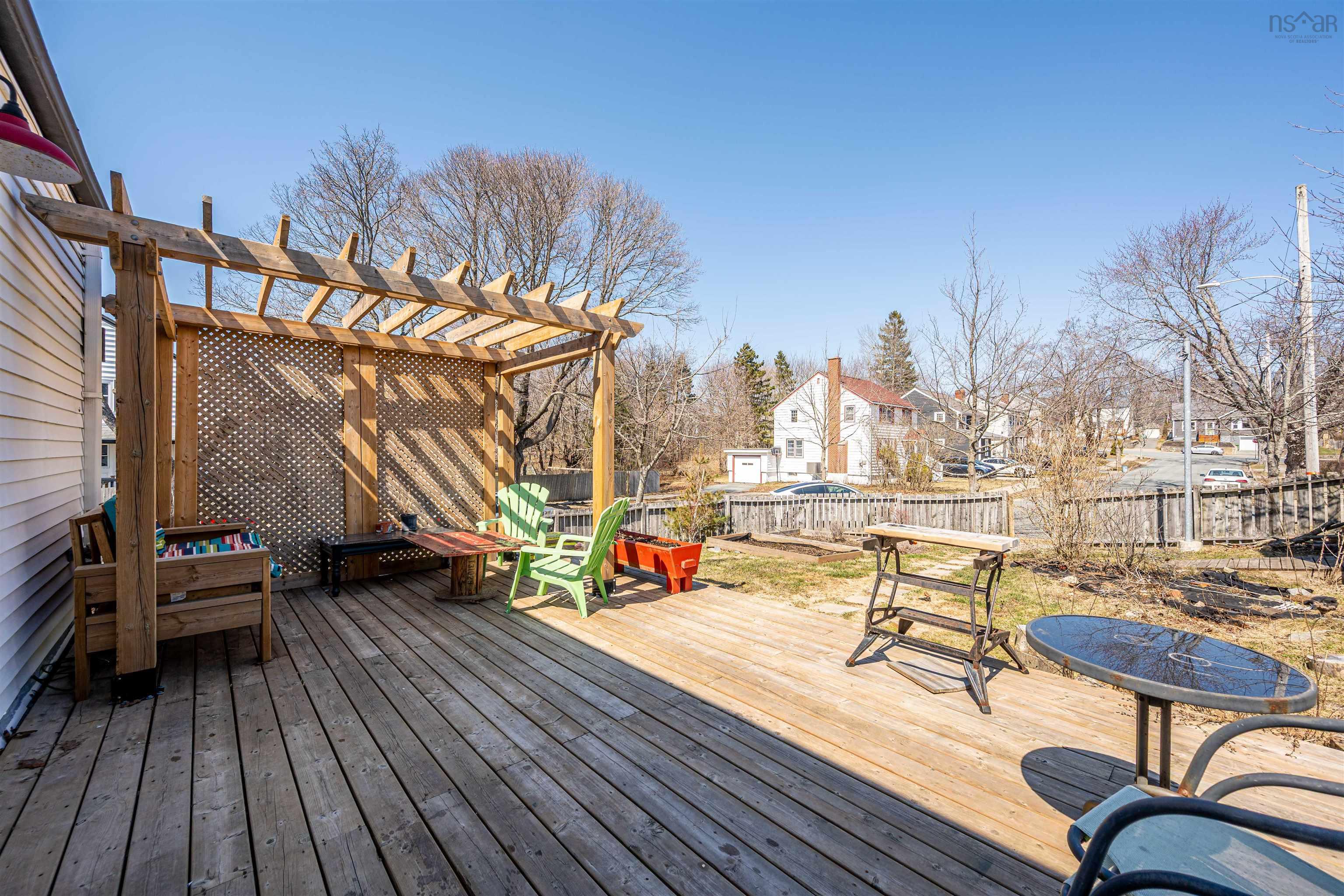 $499,900.00: 154 VICTORIA Road, Dartmouth