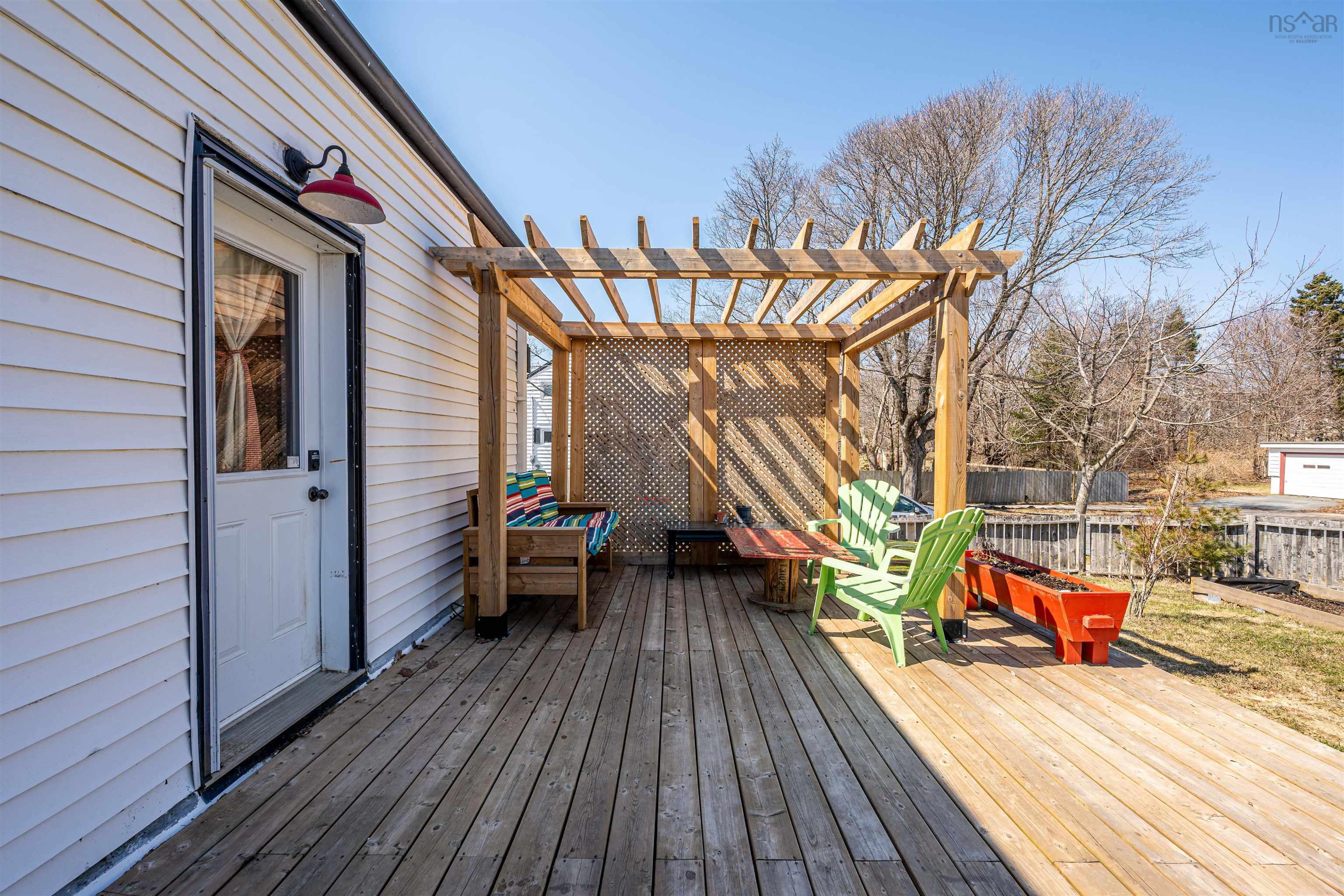 $499,900.00: 154 VICTORIA Road, Dartmouth