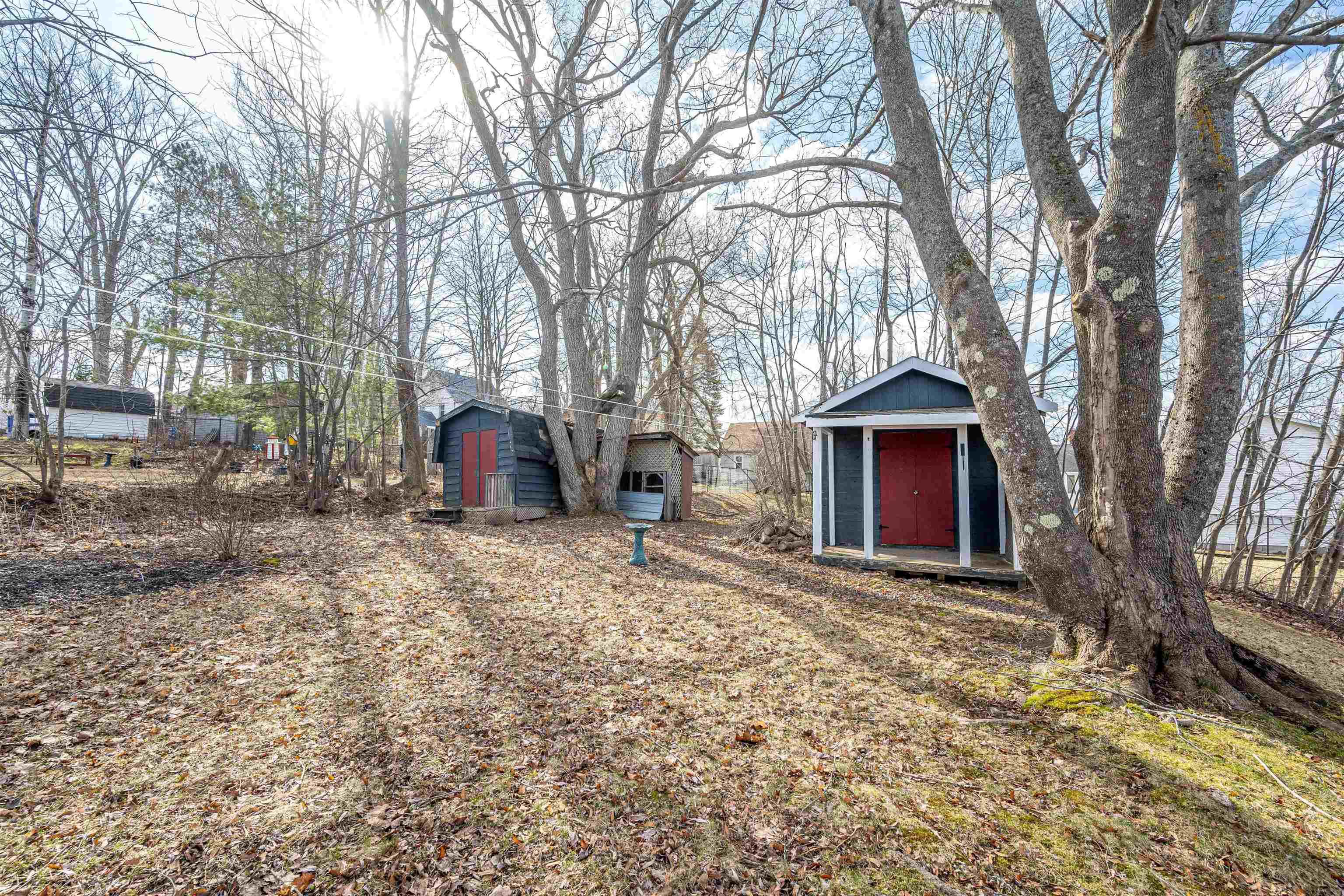 $369,900.00: 402 Highland Avenue, Windsor