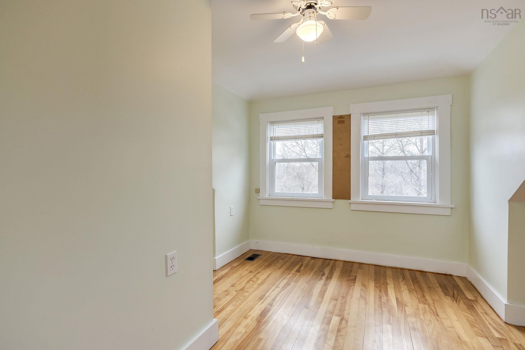 $375,000.00: 2576 1 Highway, Aylesford