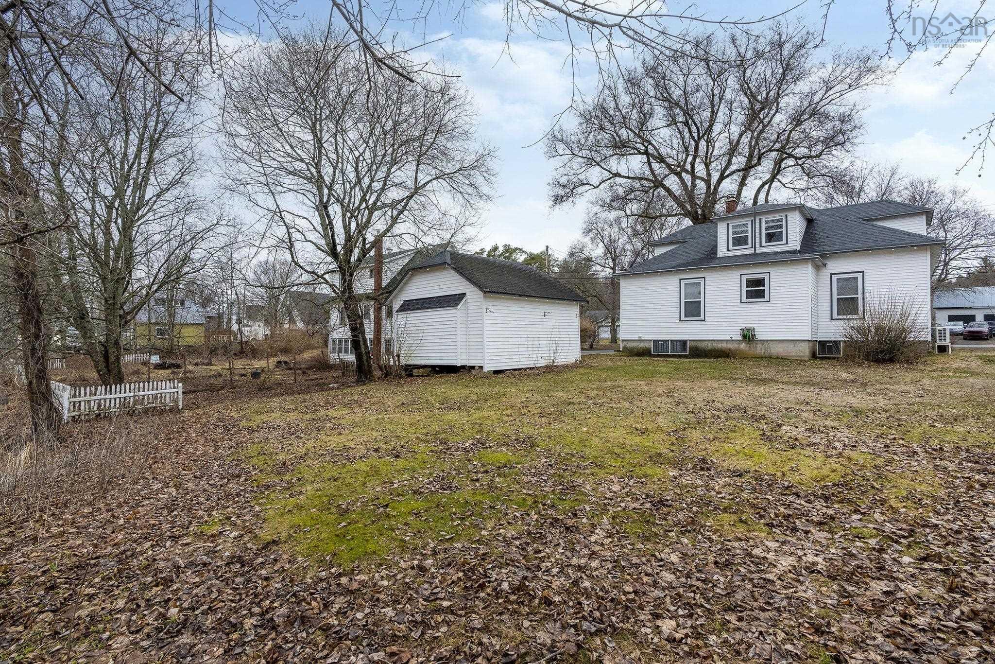 $375,000.00: 2576 1 Highway, Aylesford