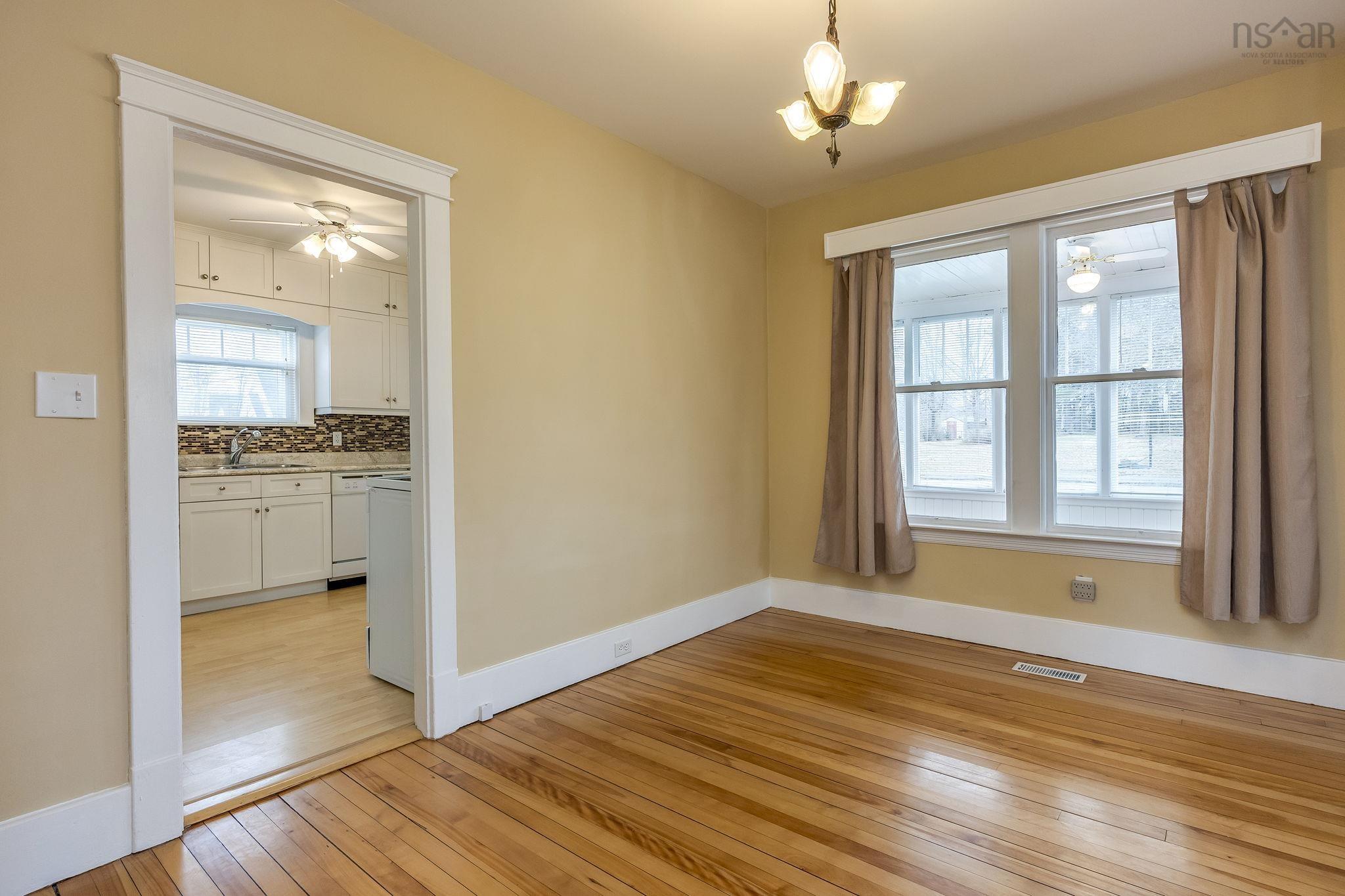 $375,000.00: 2576 1 Highway, Aylesford