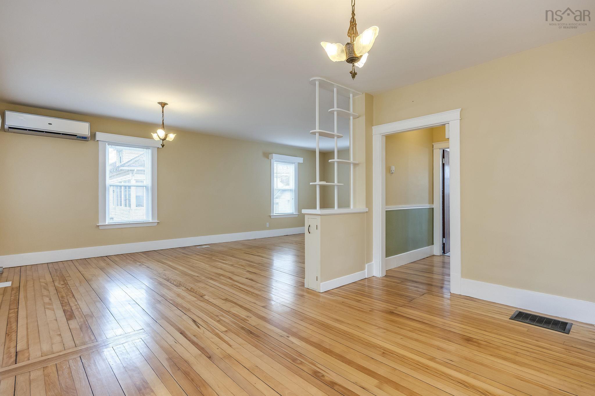 $375,000.00: 2576 1 Highway, Aylesford