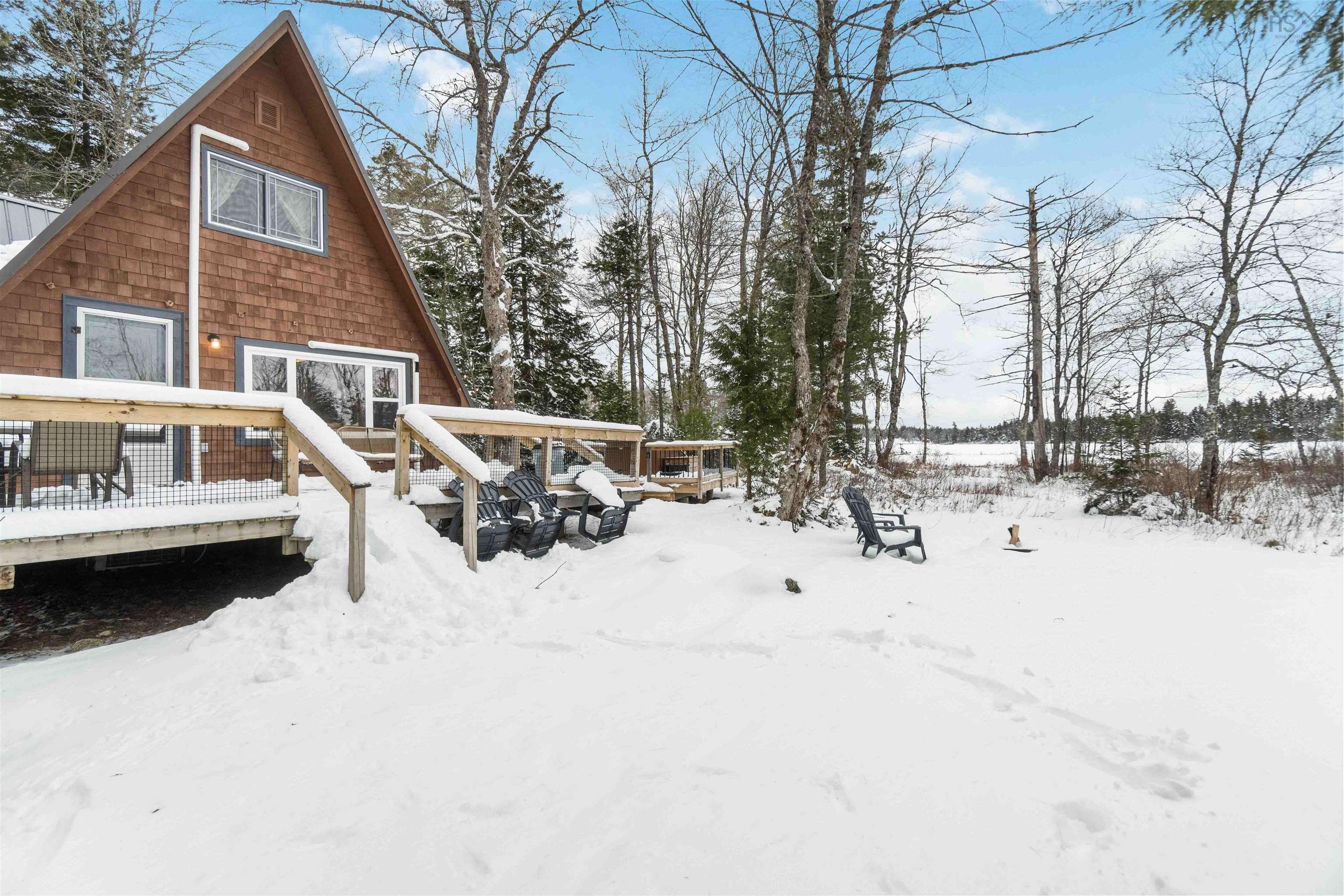 $340,000.00: 110 East Lake Road, New Albany