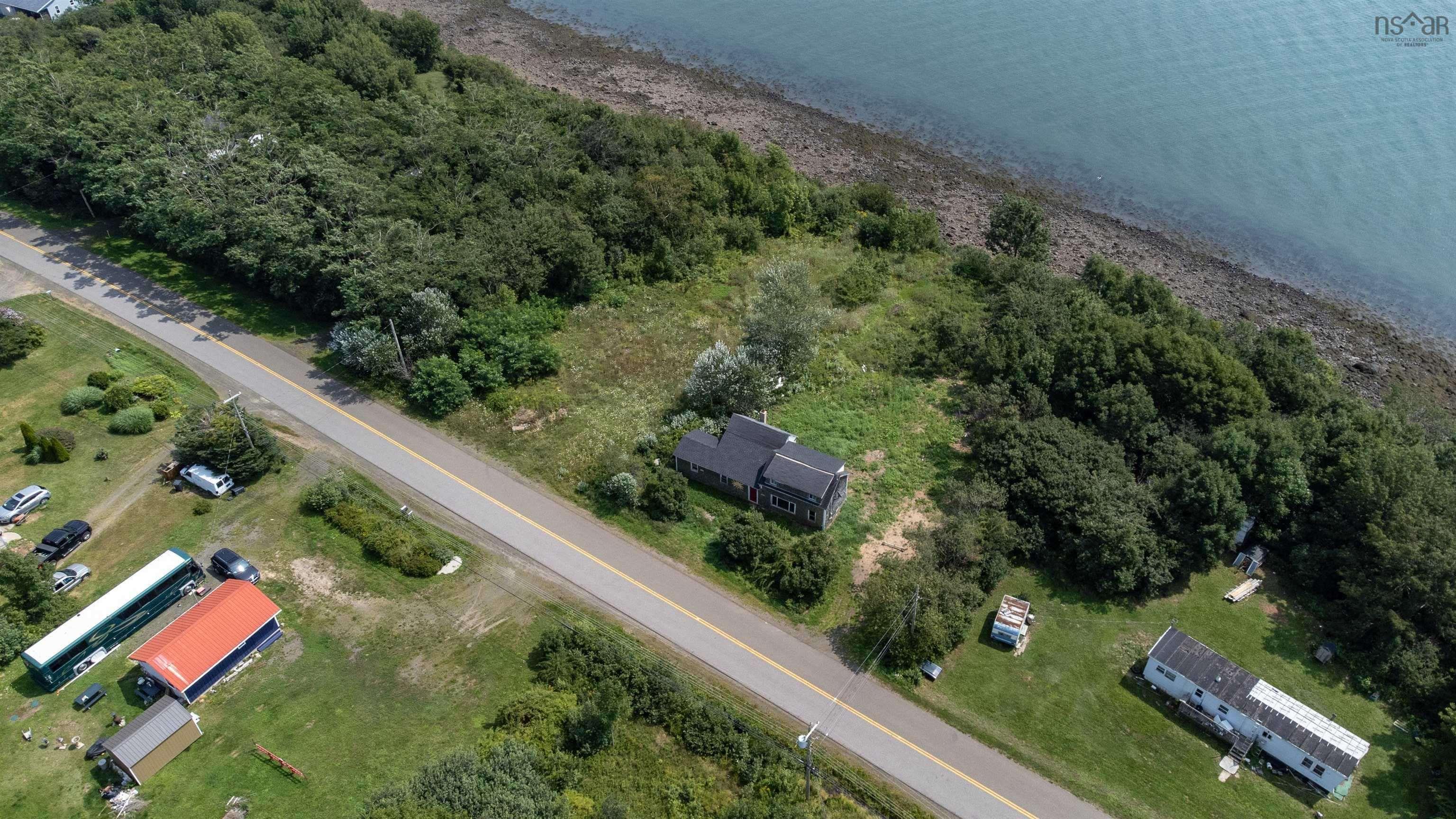 $58,000.00: 1238 Granville Road, Victoria Beach